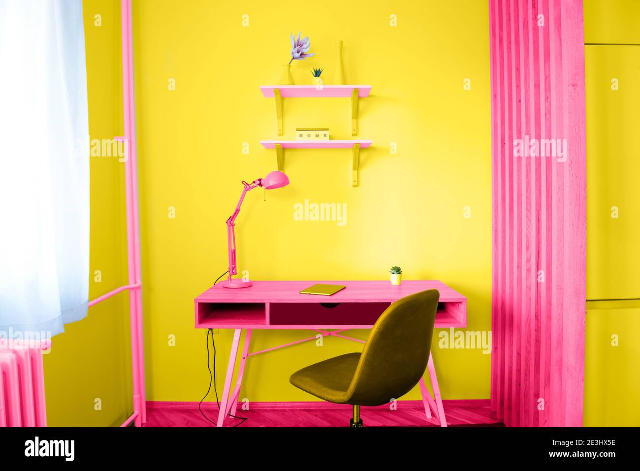 Creative workspace hi-res stock photography and images - Alamy