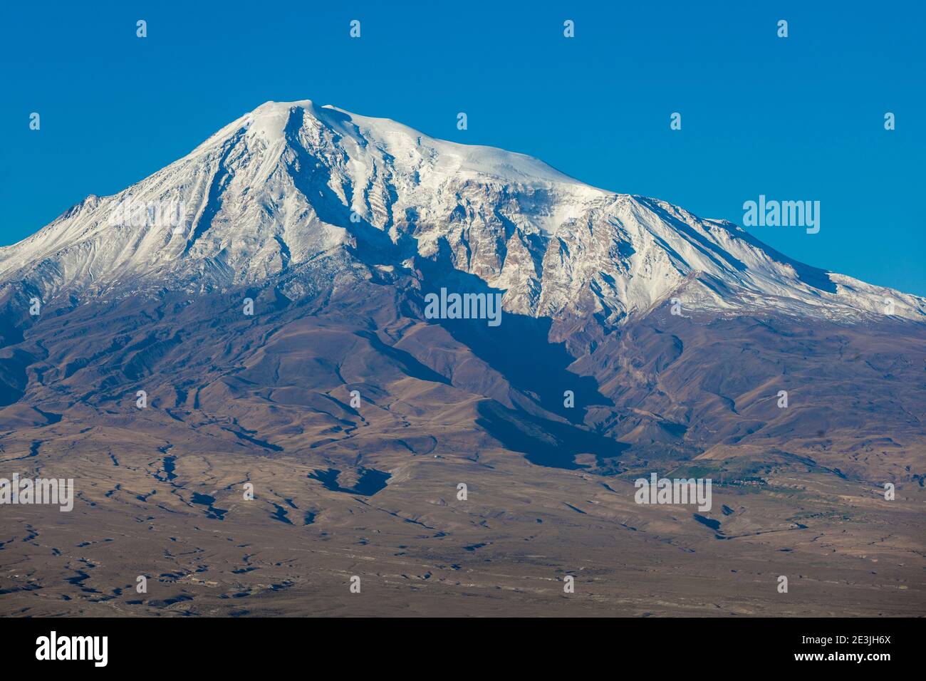 Armenia, Yerevan, Ararat plain, Mount Ararat viewed from Khor Virap