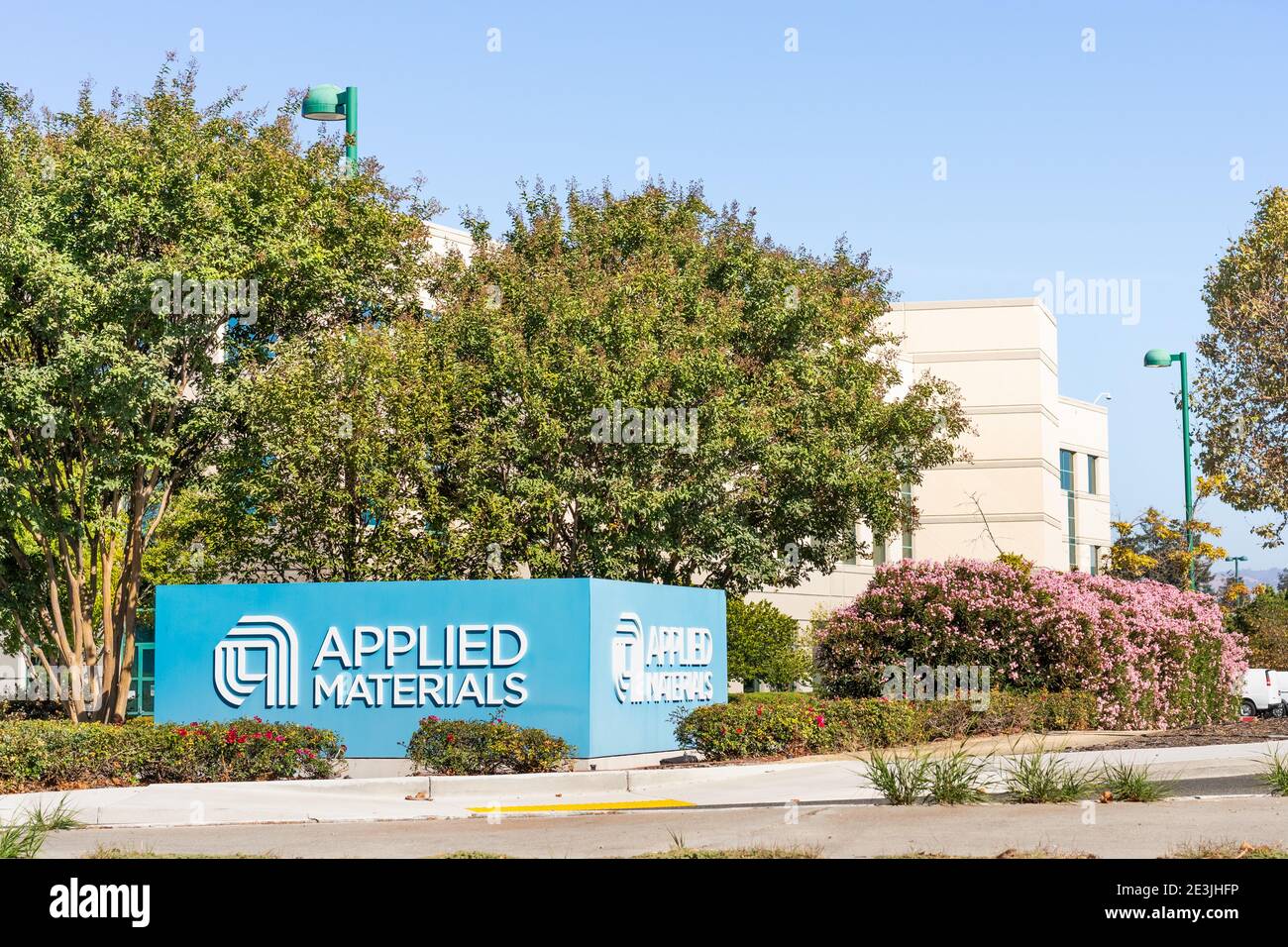 Amat applied materials hires stock photography and images Alamy