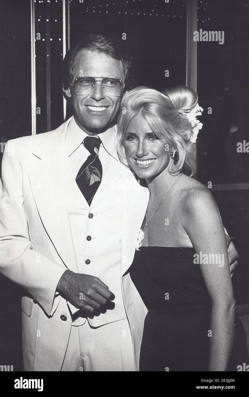 SUZANNE SOMERS with Alan Hamel Credit: Ralph Dominguez/MediaPunch Stock Photo