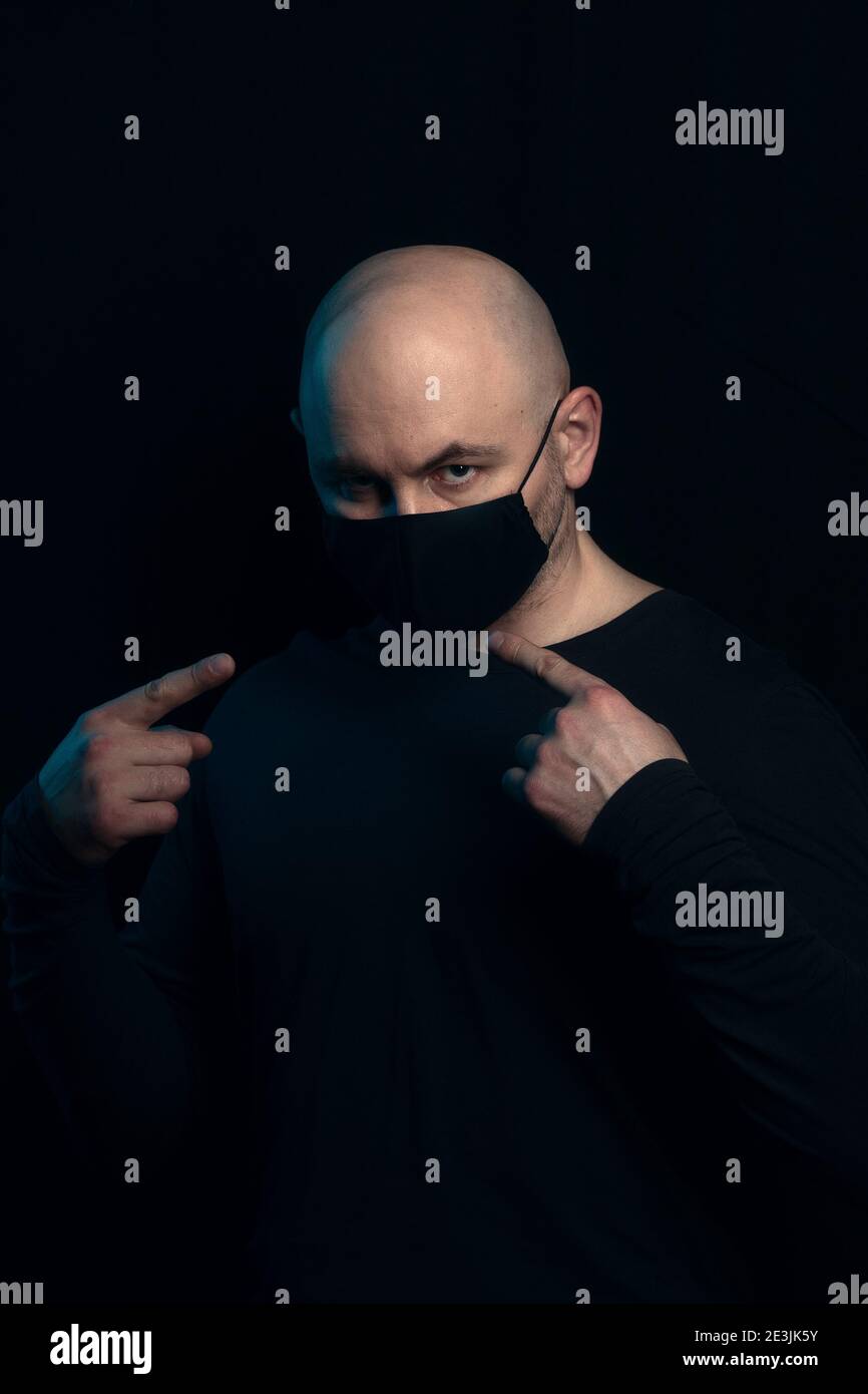 Portrait black man bald head hi-res stock photography and images - Alamy
