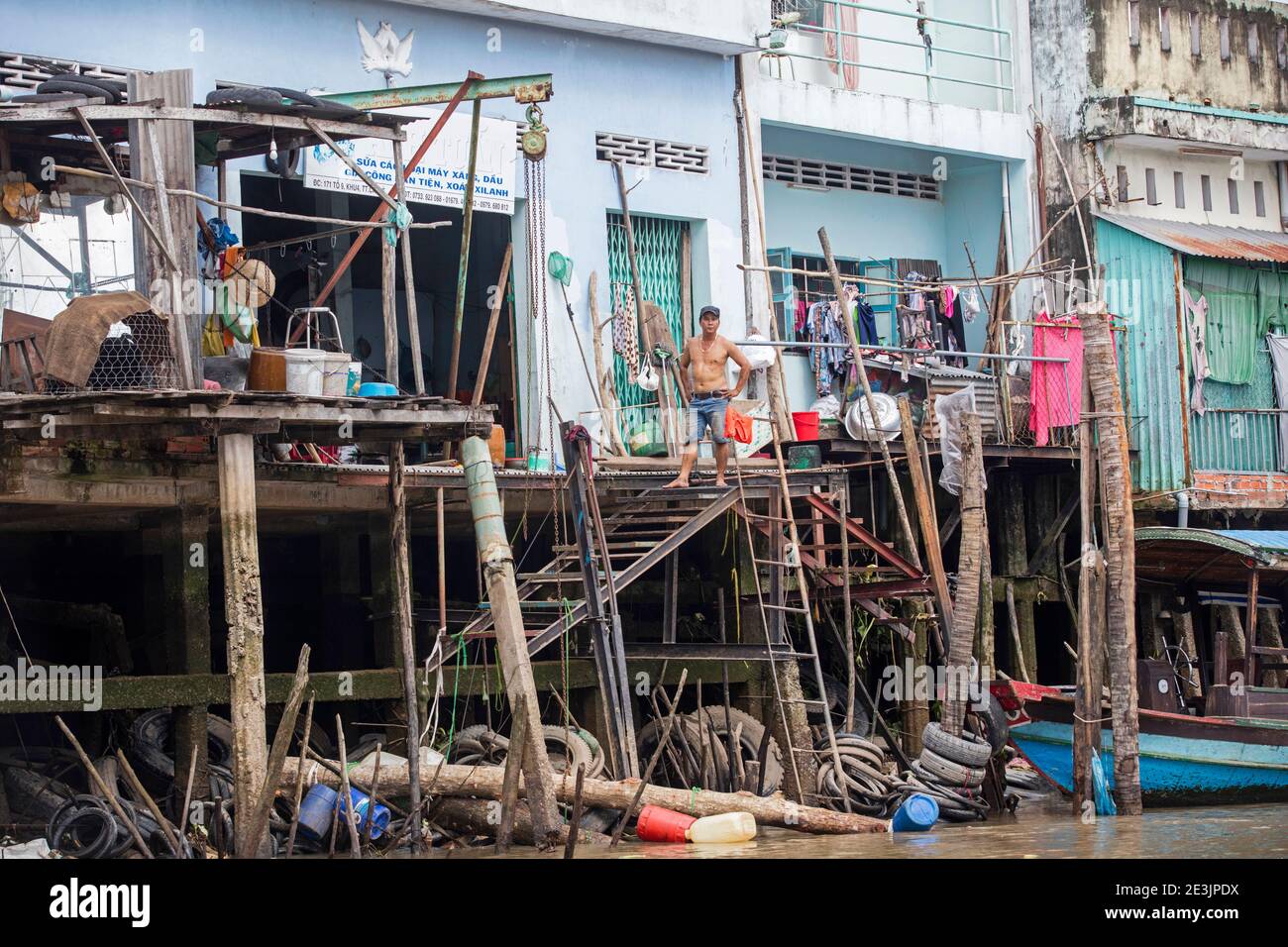 Stilt houses in the Mekong Delta near Can Tho, Vietnam Stock Photo