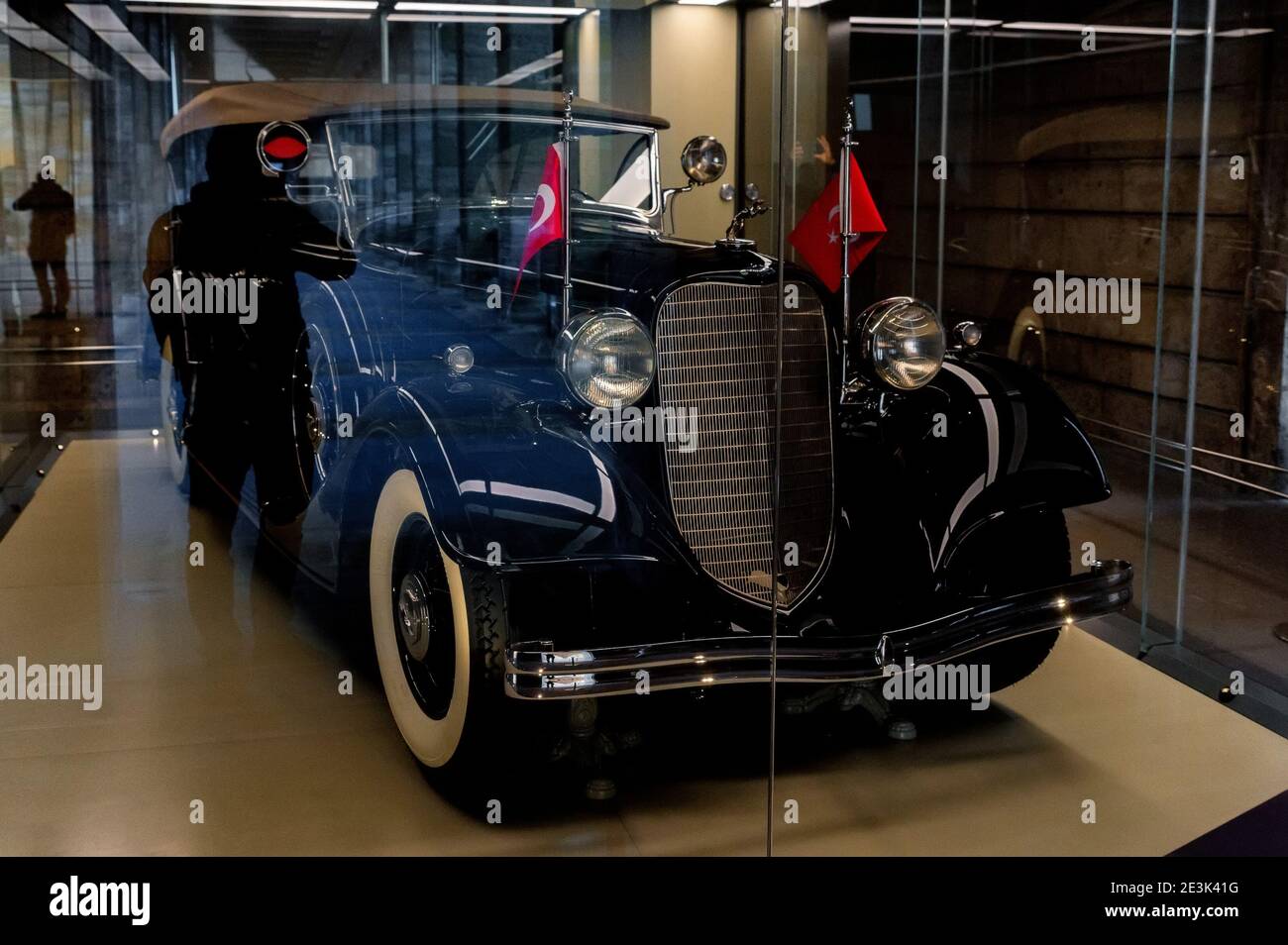 ISTANBUL, TURKEY - 14 DECEMBER 2020: personal auto of Mustafa Kemal  Ataturk, founder of Turkish Republic. Linkoln 1934 serie car in museum of  Anitkabi Stock Photo - Alamy