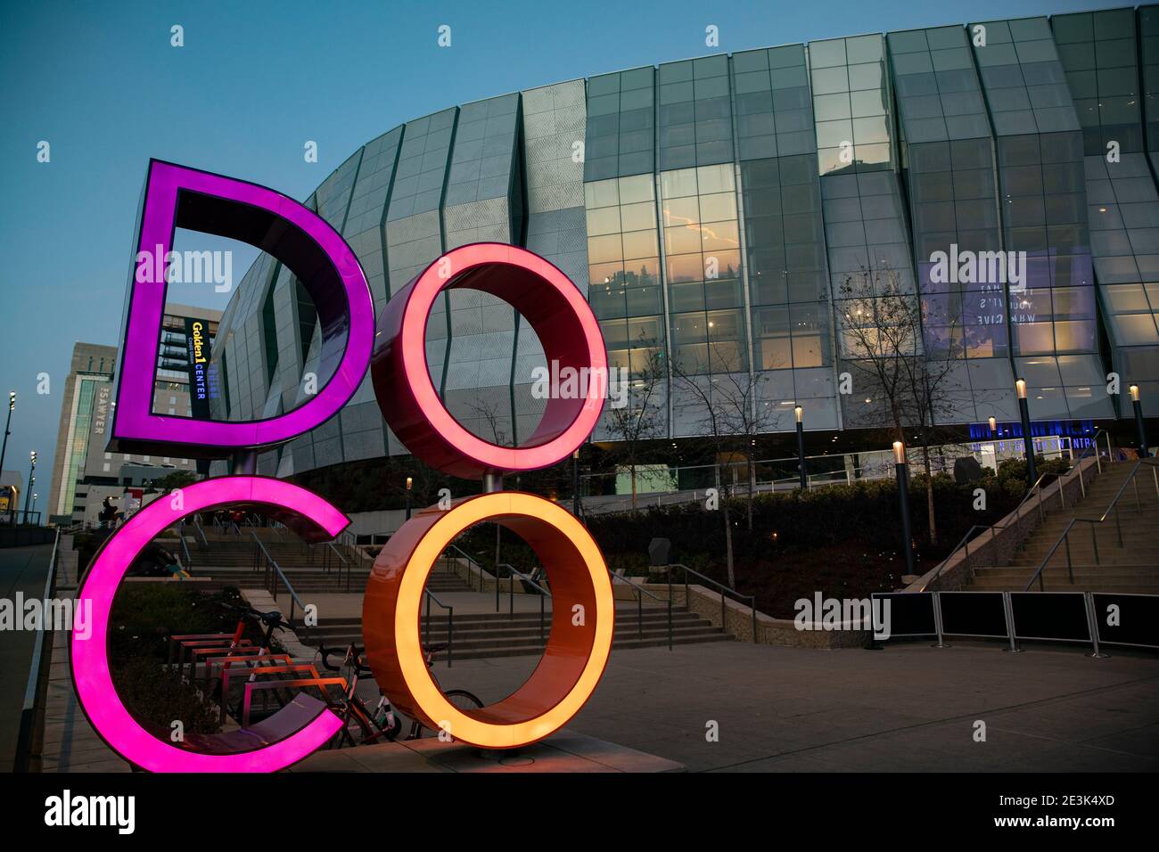 Golden 1 Center Sports Complex 15 Editorial Photography - Image of  photographer, side: 77943582