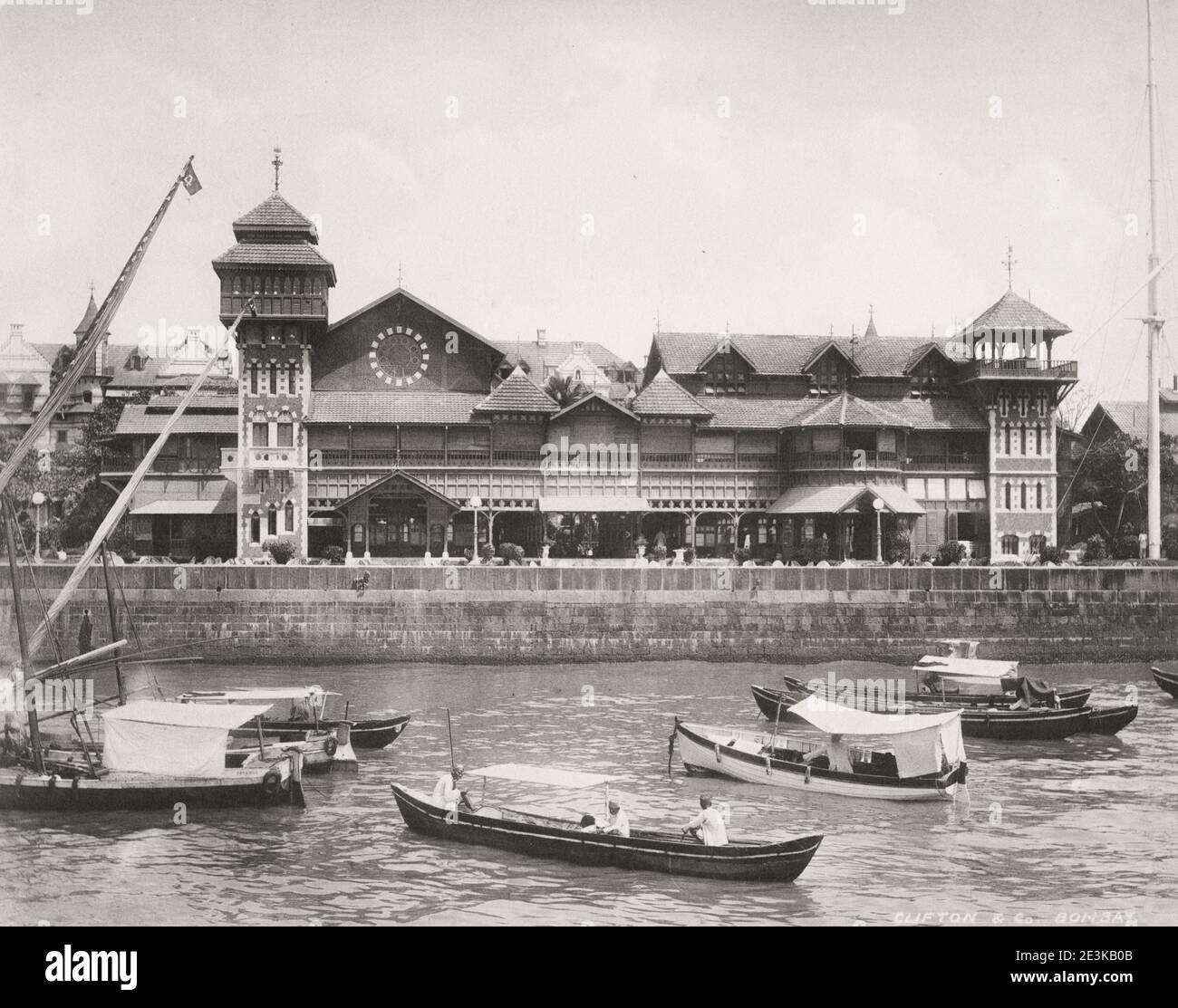 Yacht club old school 2025