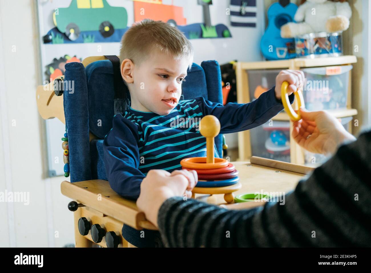 Activities for kids with disabilities. Preschool Activities for Children with Special Needs. Boy