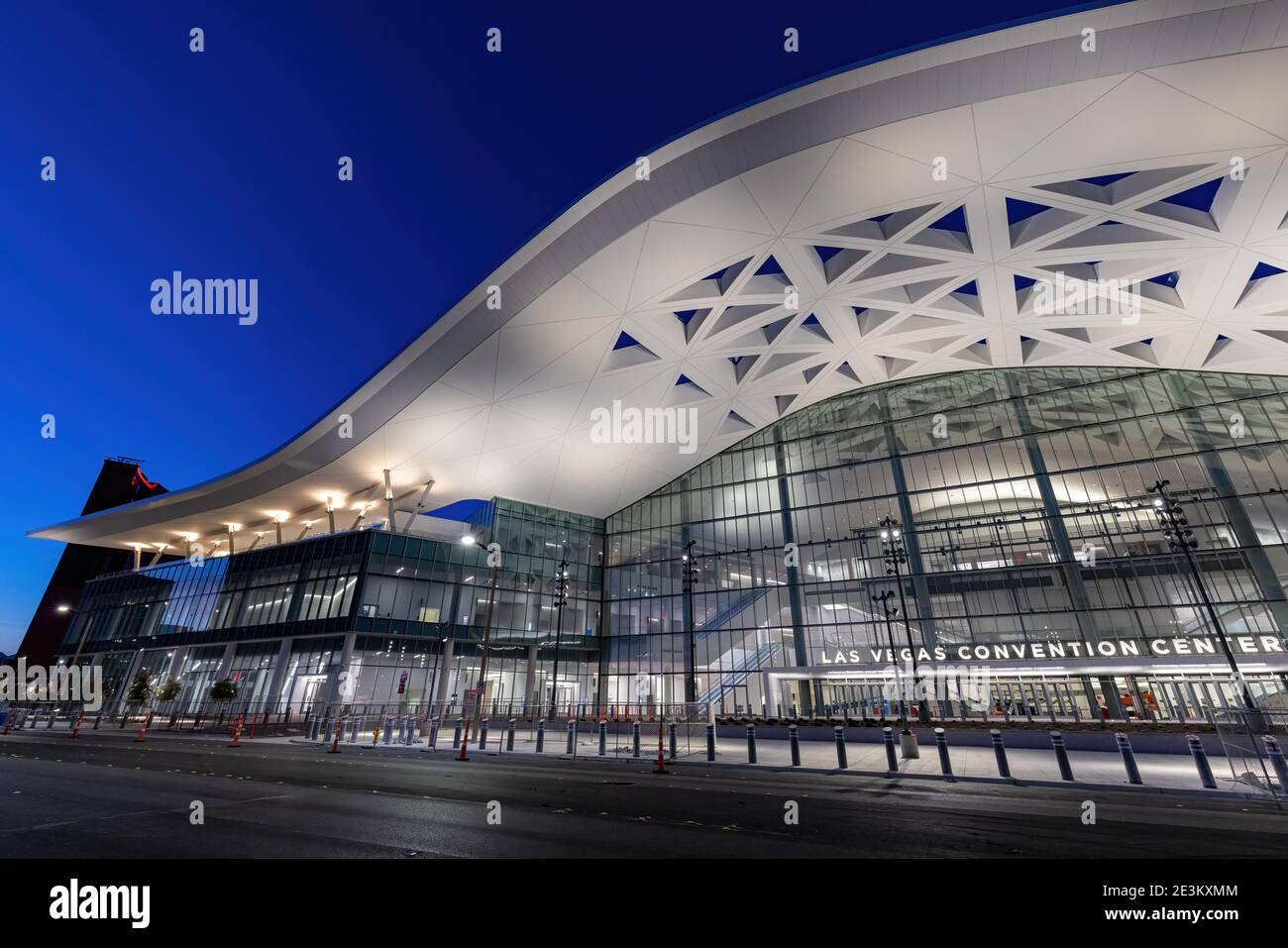 Las vegas convention center exterior hi-res stock photography and