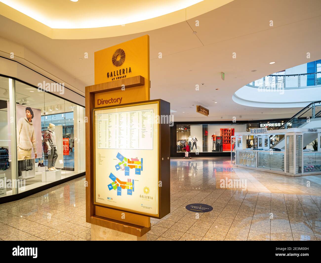 Mall directory hi-res stock photography and images - Alamy