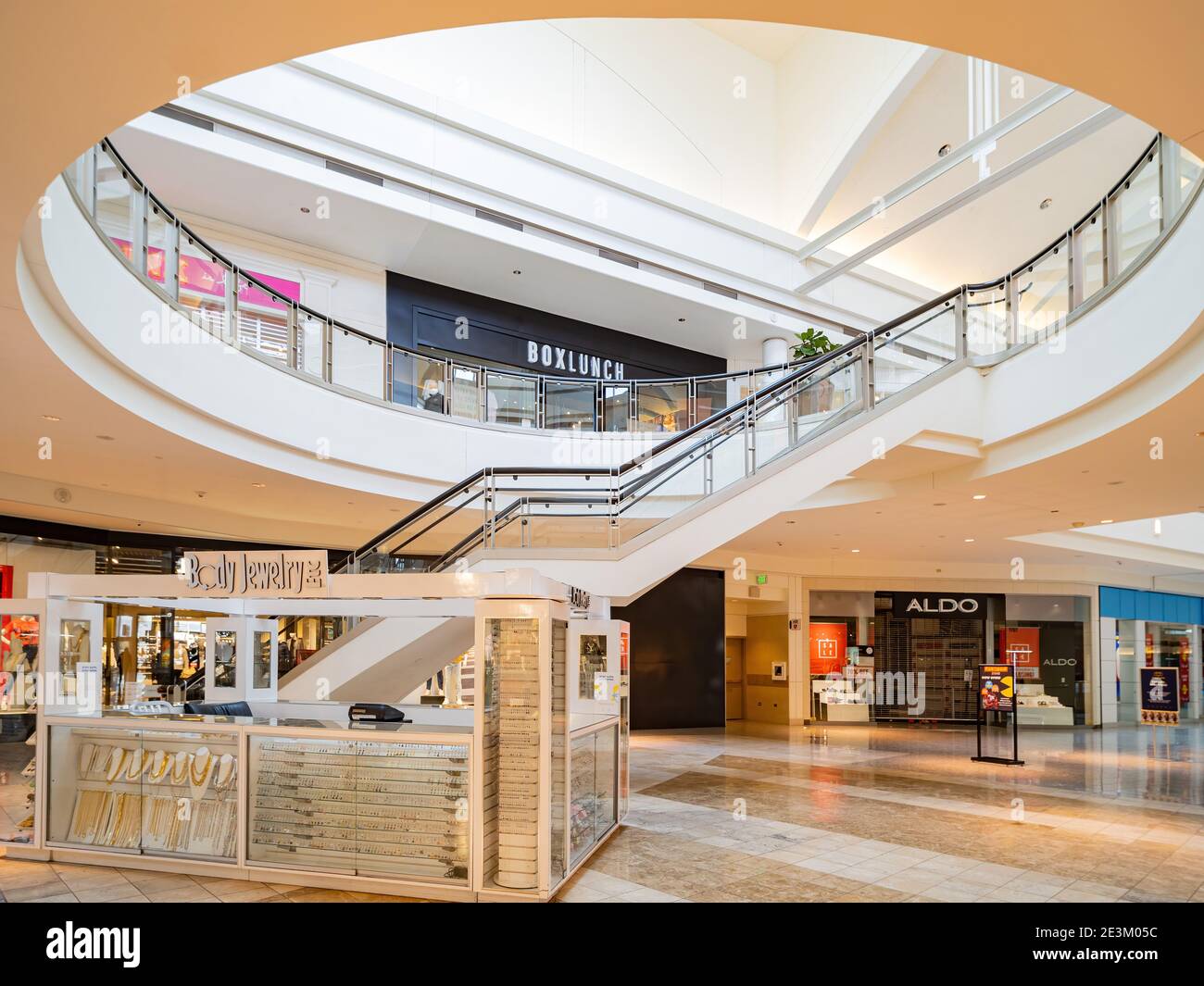 Las Vegas, JAN 7, 2021 - Interior view of the Galleria at Sunset shopping  mall Stock Photo - Alamy