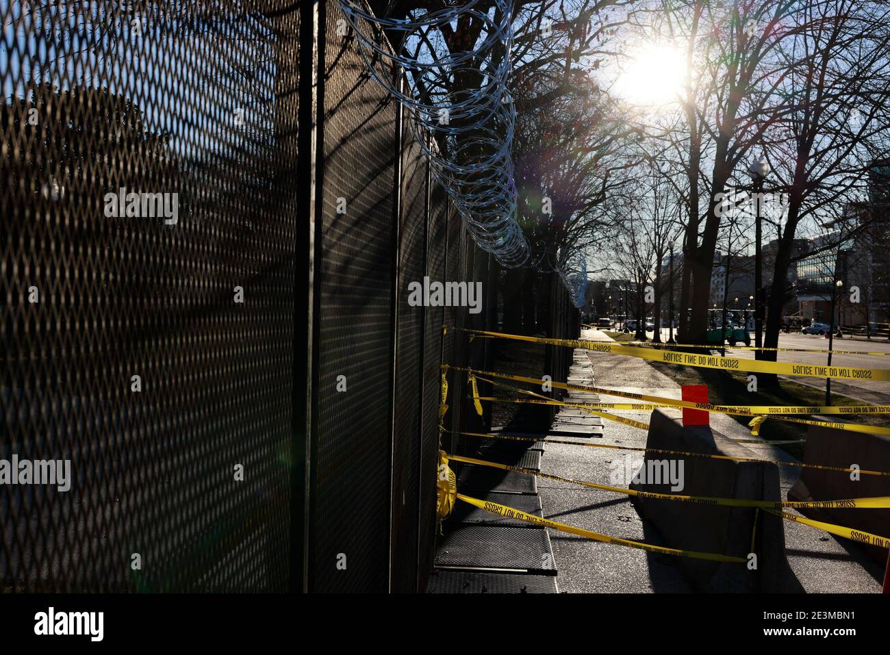 Capital Building Razor Wire Razor wire and police tape closes access near the United States Capitol ...