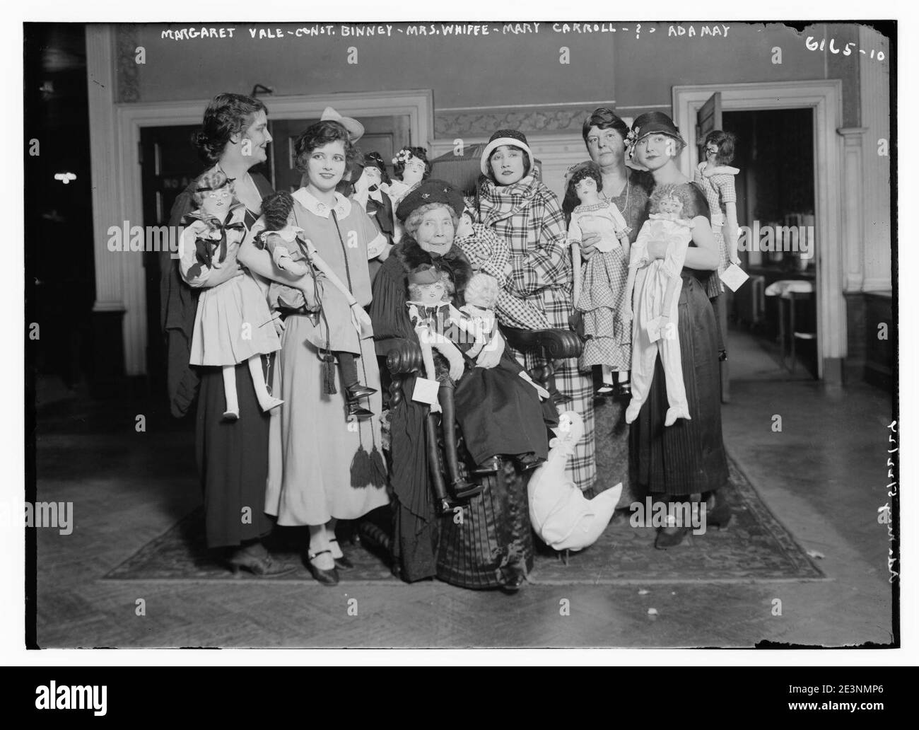 Margaret Vale, Const. Binney, Mrs. Whiffen, Mary Carroll, Ada Mary Stock Photo