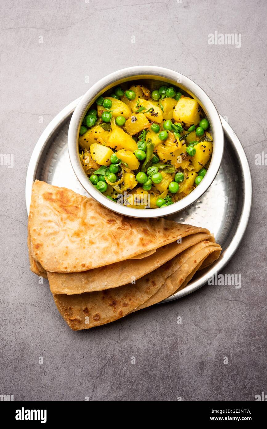 Aloo sabzi roti hi-res stock photography and images - Alamy