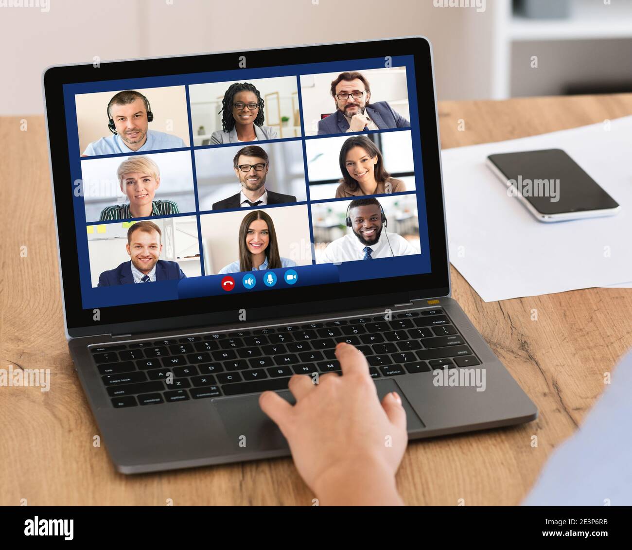 Office employee calling in hi-res stock photography and images - Alamy