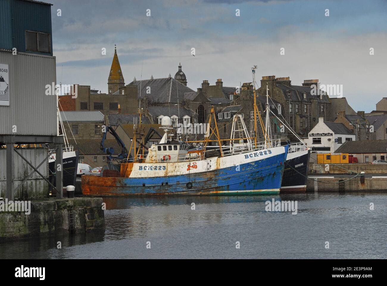 Fishing boats tied up in Fraserburgh Harbour Stock Photo