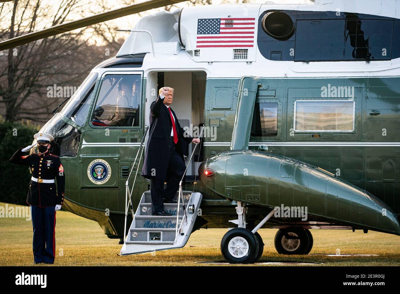 Trump fist pumps hi-res stock photography and images - Alamy