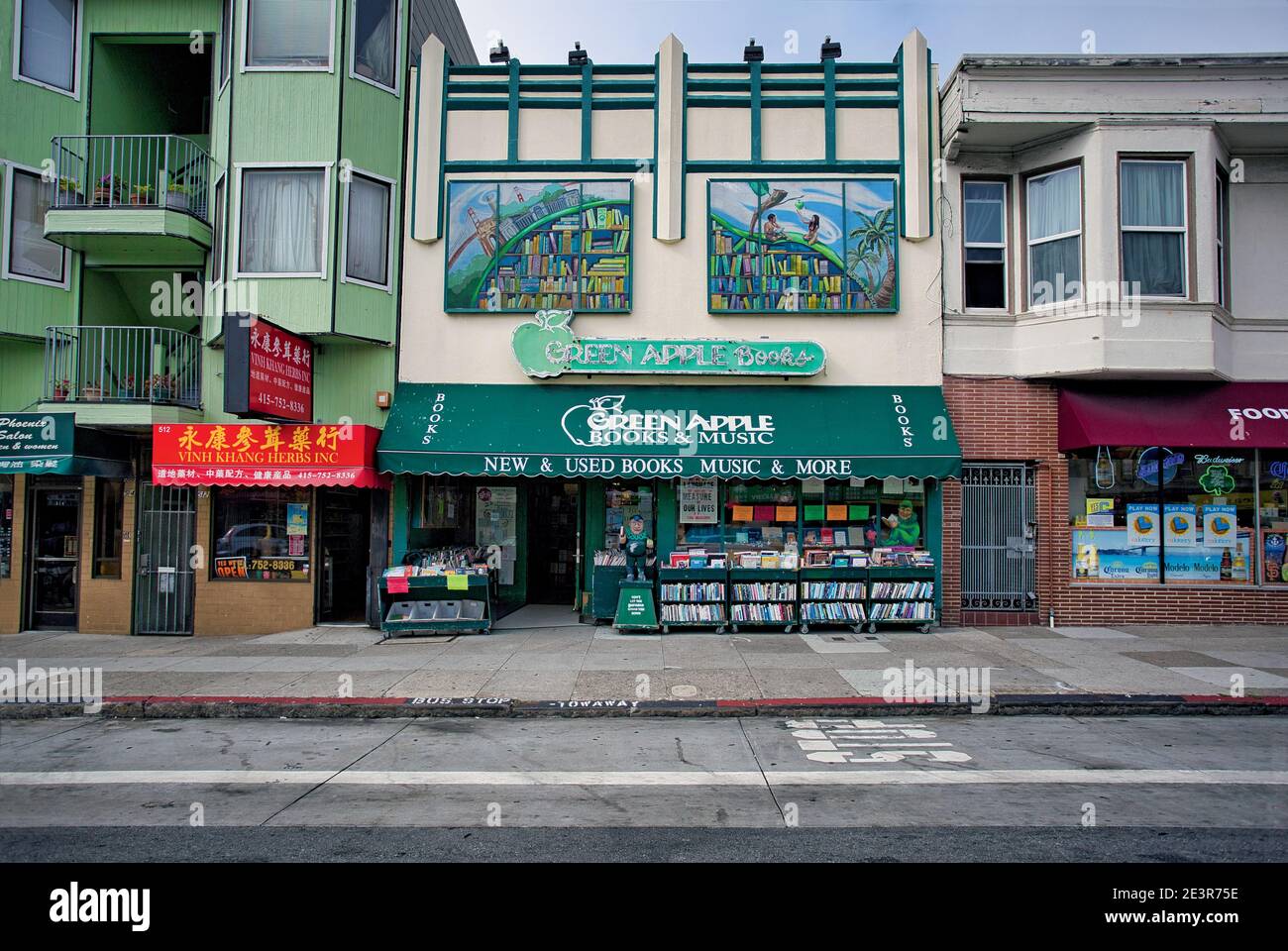 USA / California / San Francisco / Bookstores /Green Apple Books is a  independent bookstore in the Richmond District of San Francisco, California. © Stock Photo