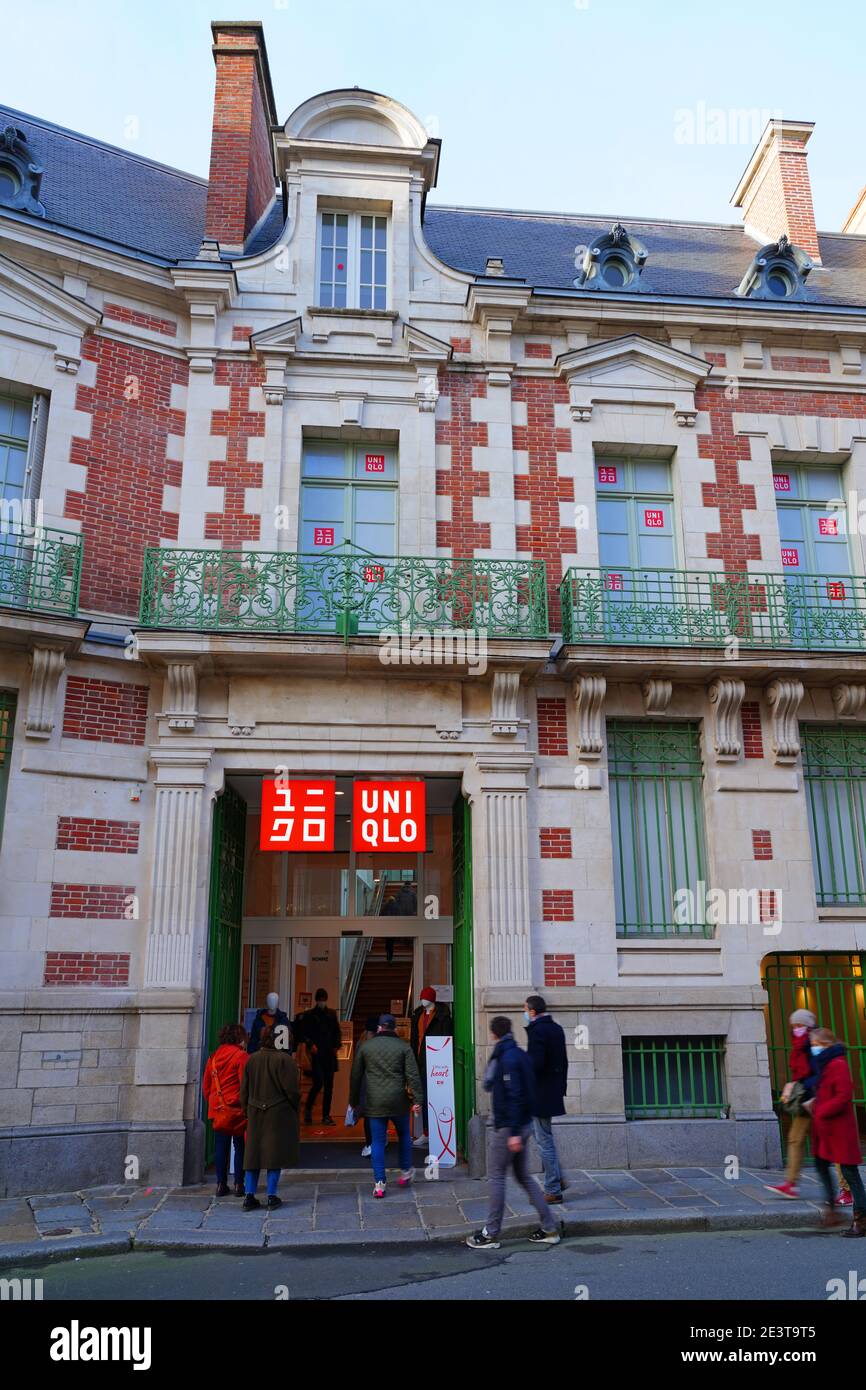 RENNES, FRANCE -25 DEC 2020- View of a Uniqlo store in downtown Rennes,  France. Uniqlo is a Japanese clothes retailer Stock Photo - Alamy