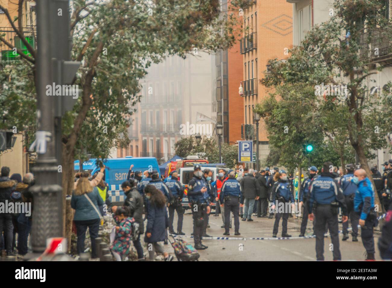 A strong explosion has partially destroyed a building located in the center of Madrid at three in the afternoon this Wednesday, causing at least three Stock Photo