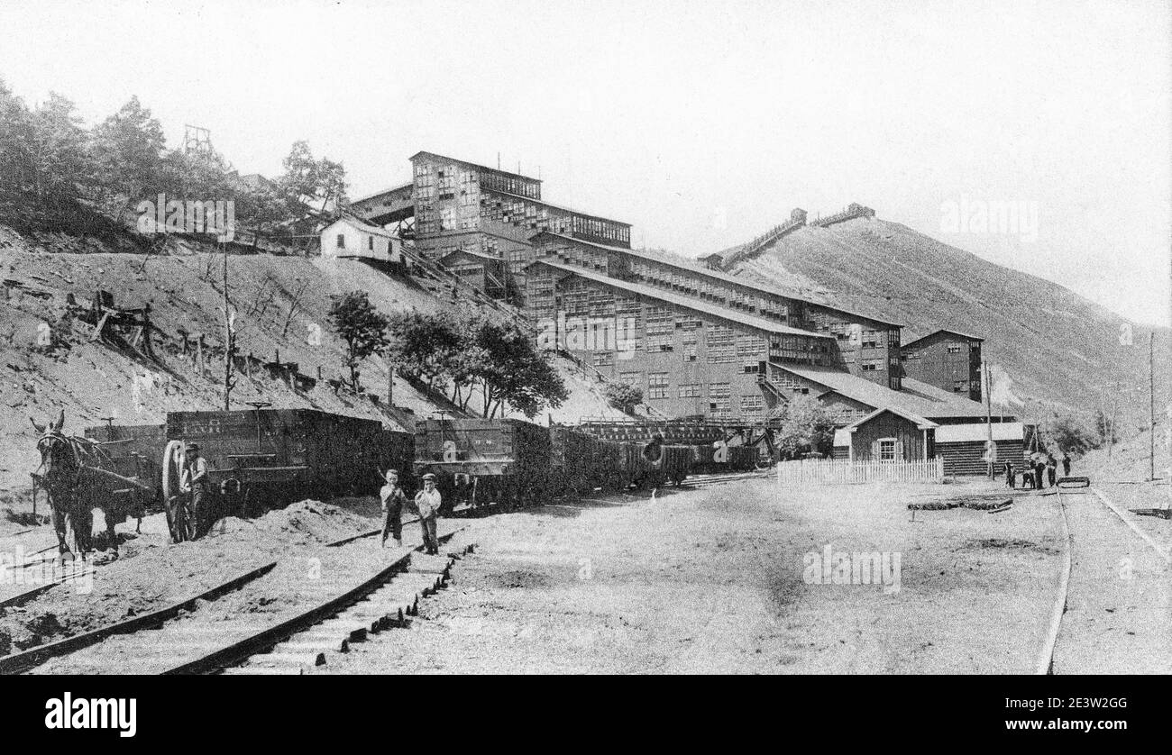 This is the Tunnel Ridge Colliery in Mahanoy City ,Pennsylvania. Circa