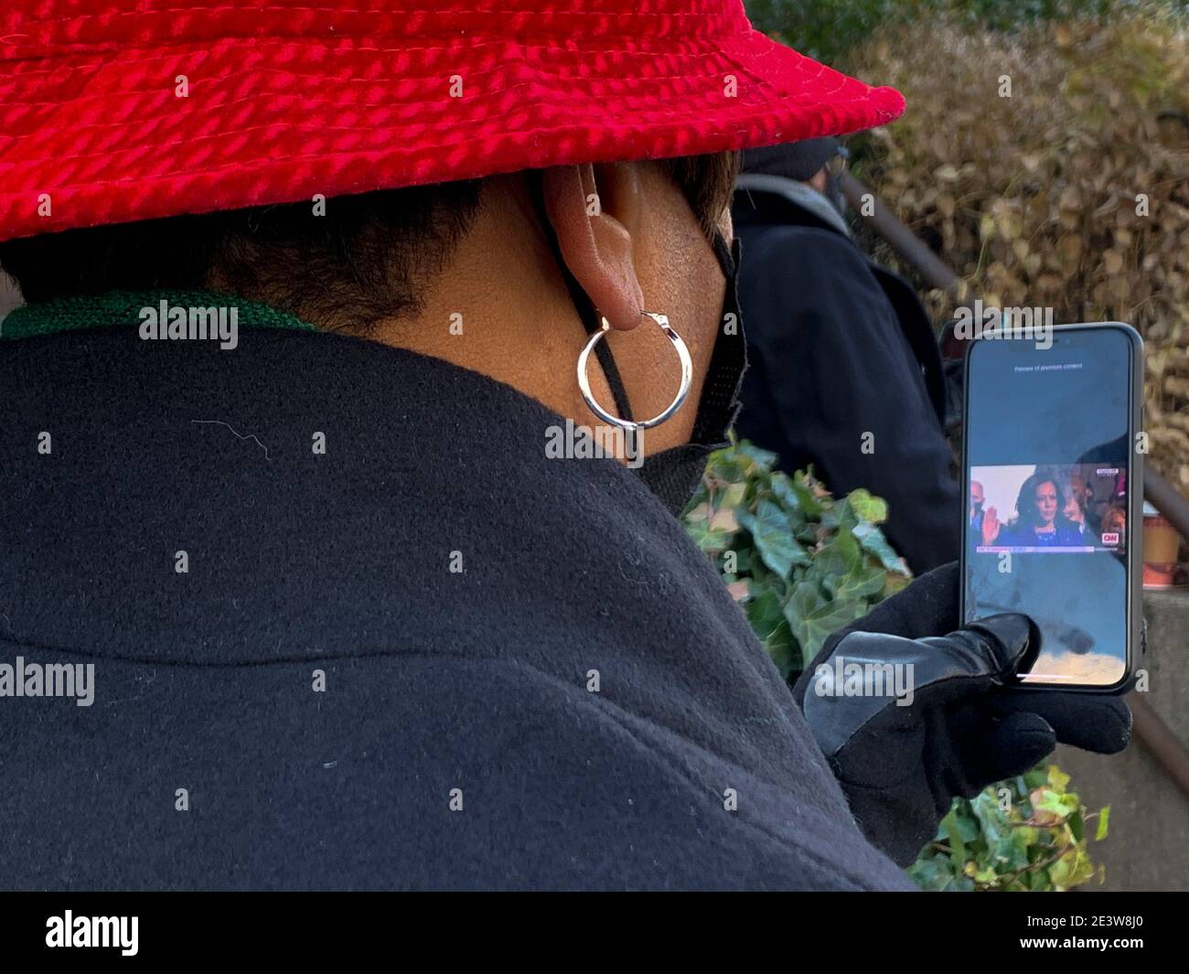 Washington, District of Columbia, USA. 20th Jan, 2021. Lisa Williams came from San Francisco to stand as close as she could to the U.S. Capitol just to hear Kamala Harris sworn in as Vice President. Credit: Sue Dorfman/ZUMA Wire/Alamy Live News Stock Photo