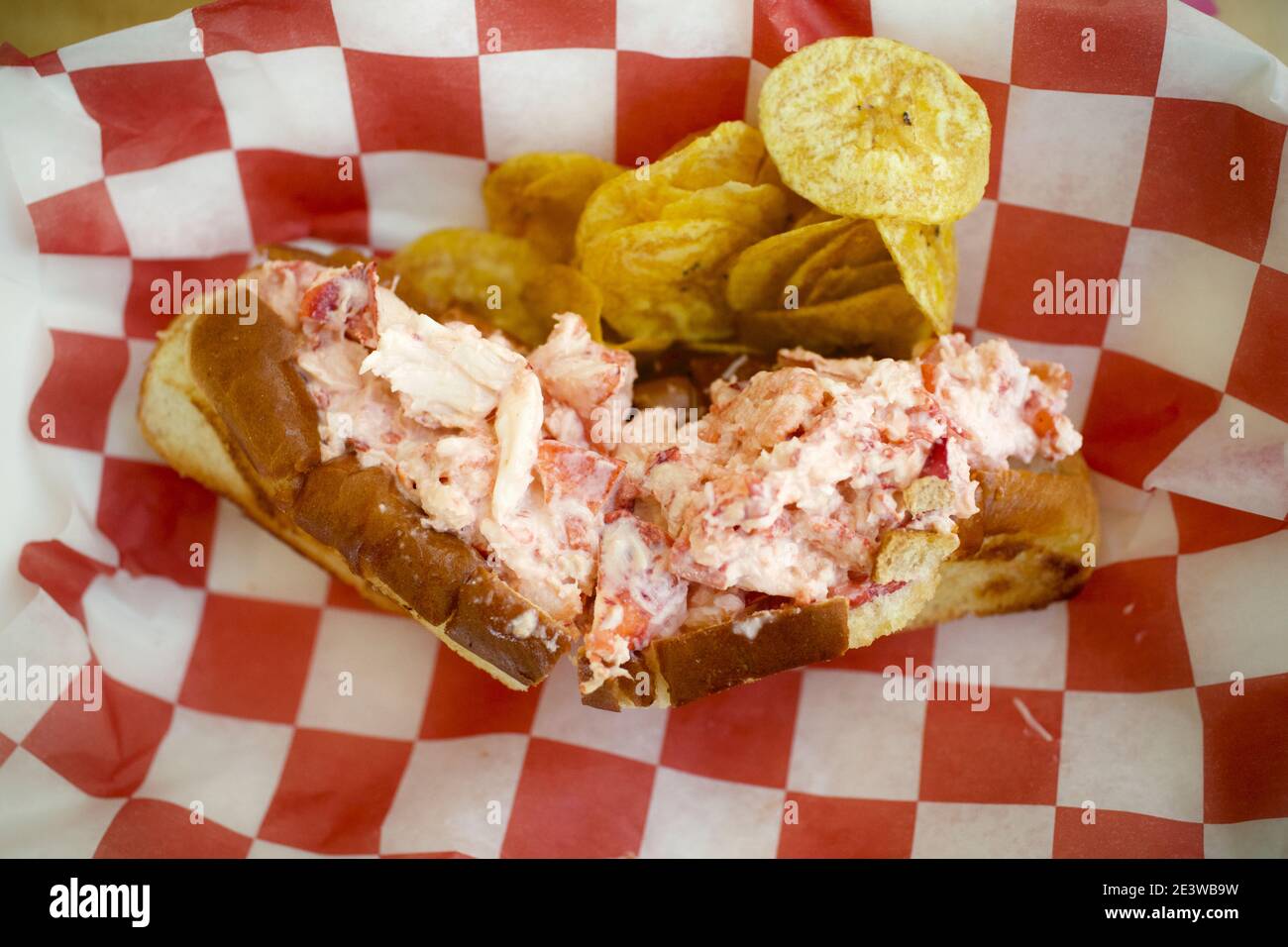 Lobster roll hires stock photography and images Alamy