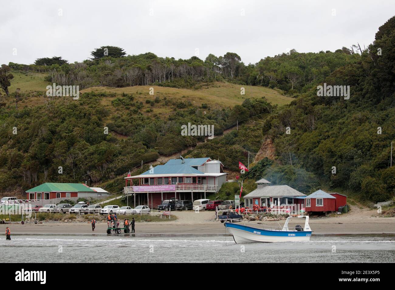 Restaurant and tourist boats, penguin colony at Bahia Punihuil, Chiloe Island, Los Lagos Region, south Chile 11th Jan 2016 Stock Photo