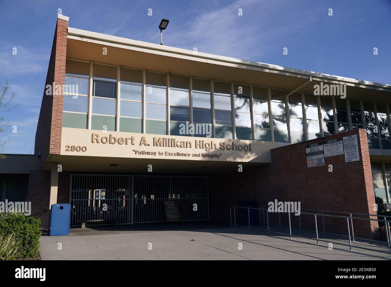 Robert millikan hi-res stock photography and images - Alamy Robert millikan hi-res stock photography and images - Alamy