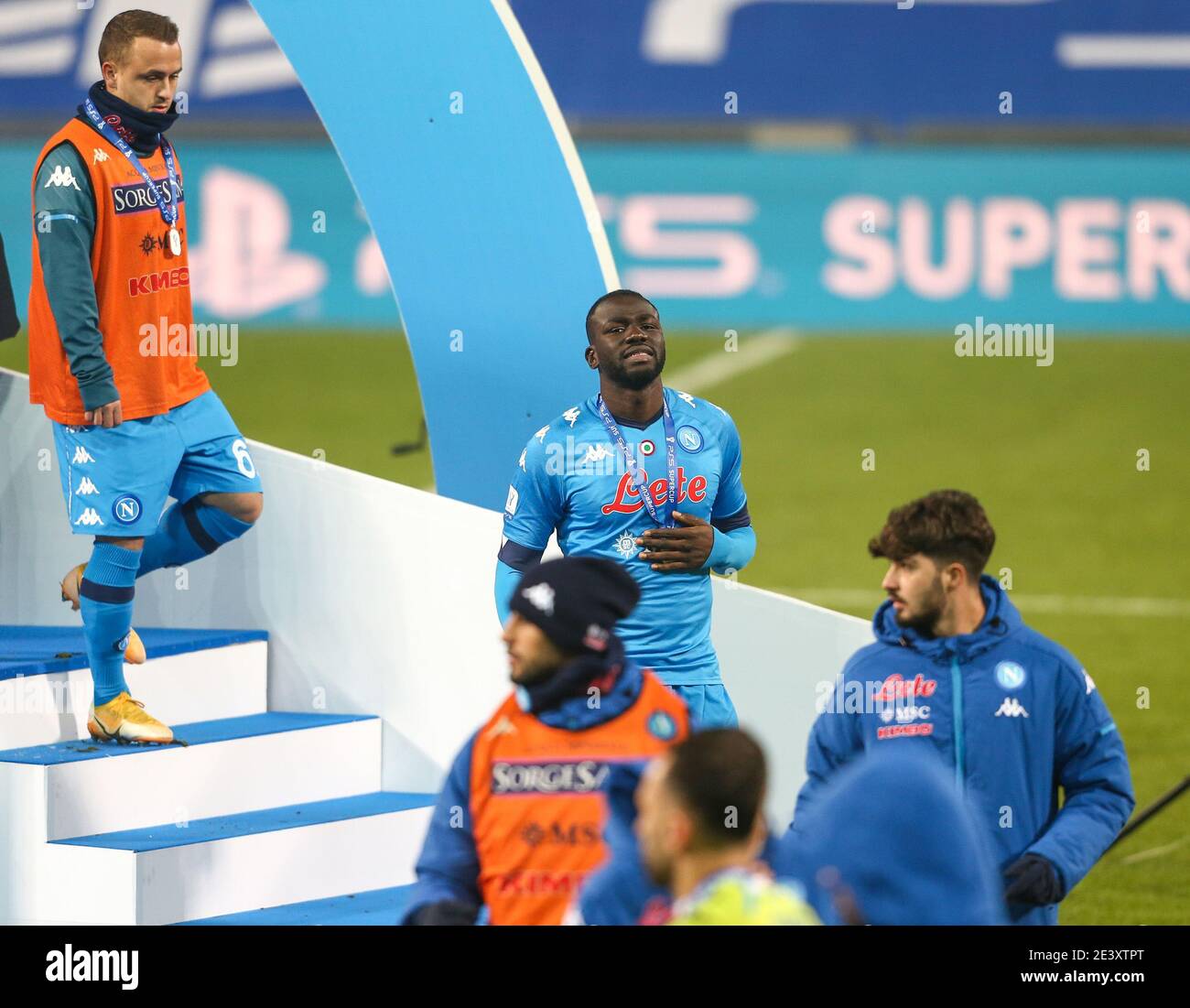 Ps5 supercup hi-res stock photography and images - Alamy