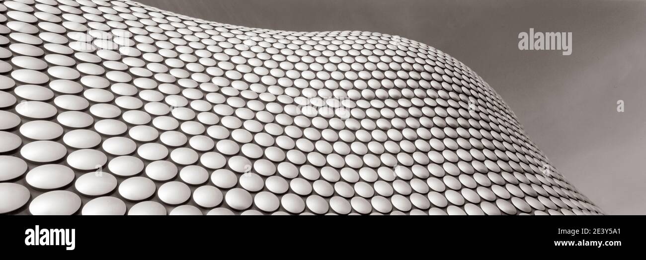 Panoramic Black and white image of architectural detail of the futuristic Selfridges building in Birmingham by 'Foreign Office architects' Stock Photo