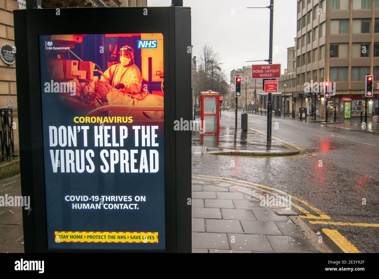 Newcastle Upon Tyne, UK. 20th Jan, 2021. General view of the Covid-19 'Stay Home Save Lives' publicity campaign poster in Newcastle upon Tyne in the north of england during the third national lockdown. Credit: SOPA Images Limited/Alamy Live News Stock Photo