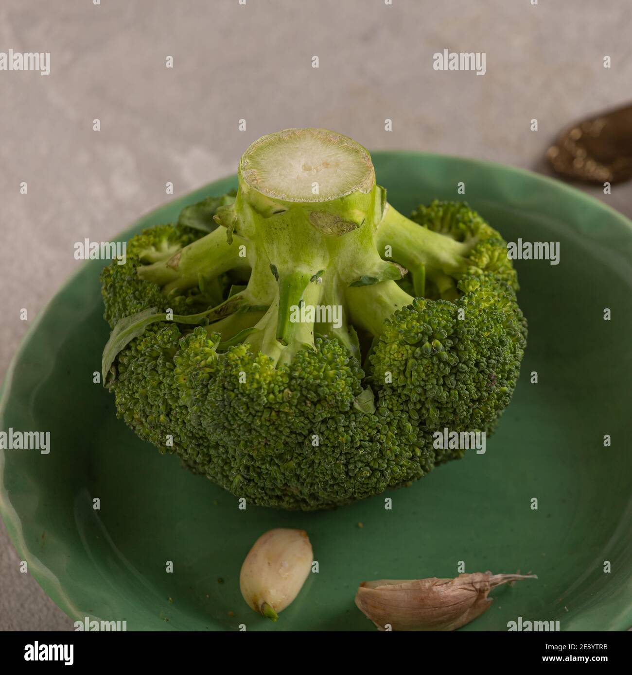 Table Broccoli Tea Broccoli on kitchen table of vegetarian cuisine Stock Photo - Alamy