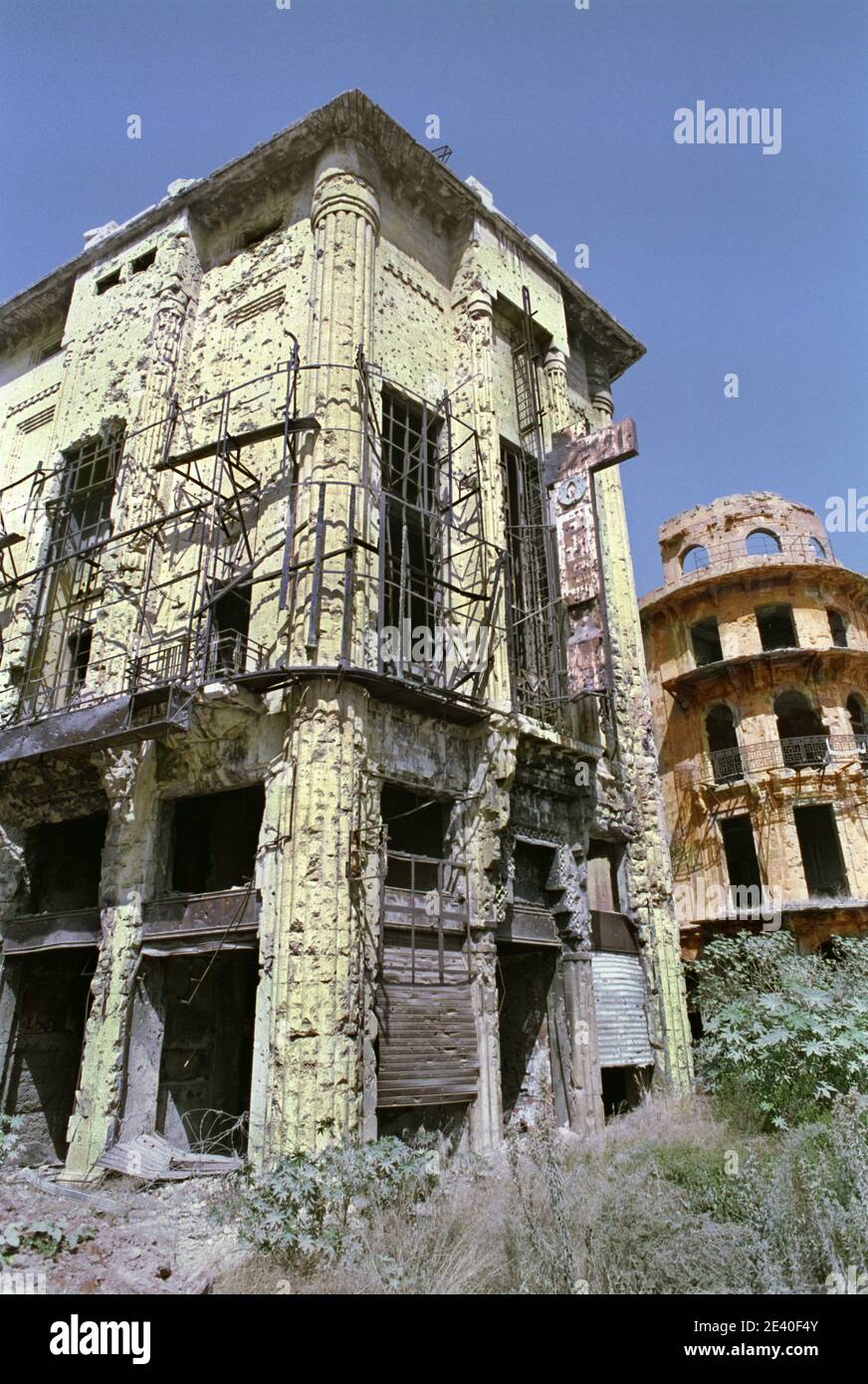 18th September 1993 The battle-scarred 'Cinema Opera' building and the Royal Hotel in Martyrs’ Square, Beirut. Stock Photo