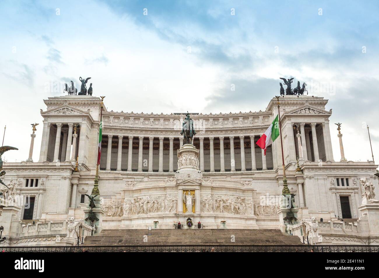 ROME - DECEMBER 28: The Monumento Nazionale a Vittorio Emanuele II is a  monument built in honour of Victor Emmanuel, the first king of a unified  Italy Stock Photo - Alamy