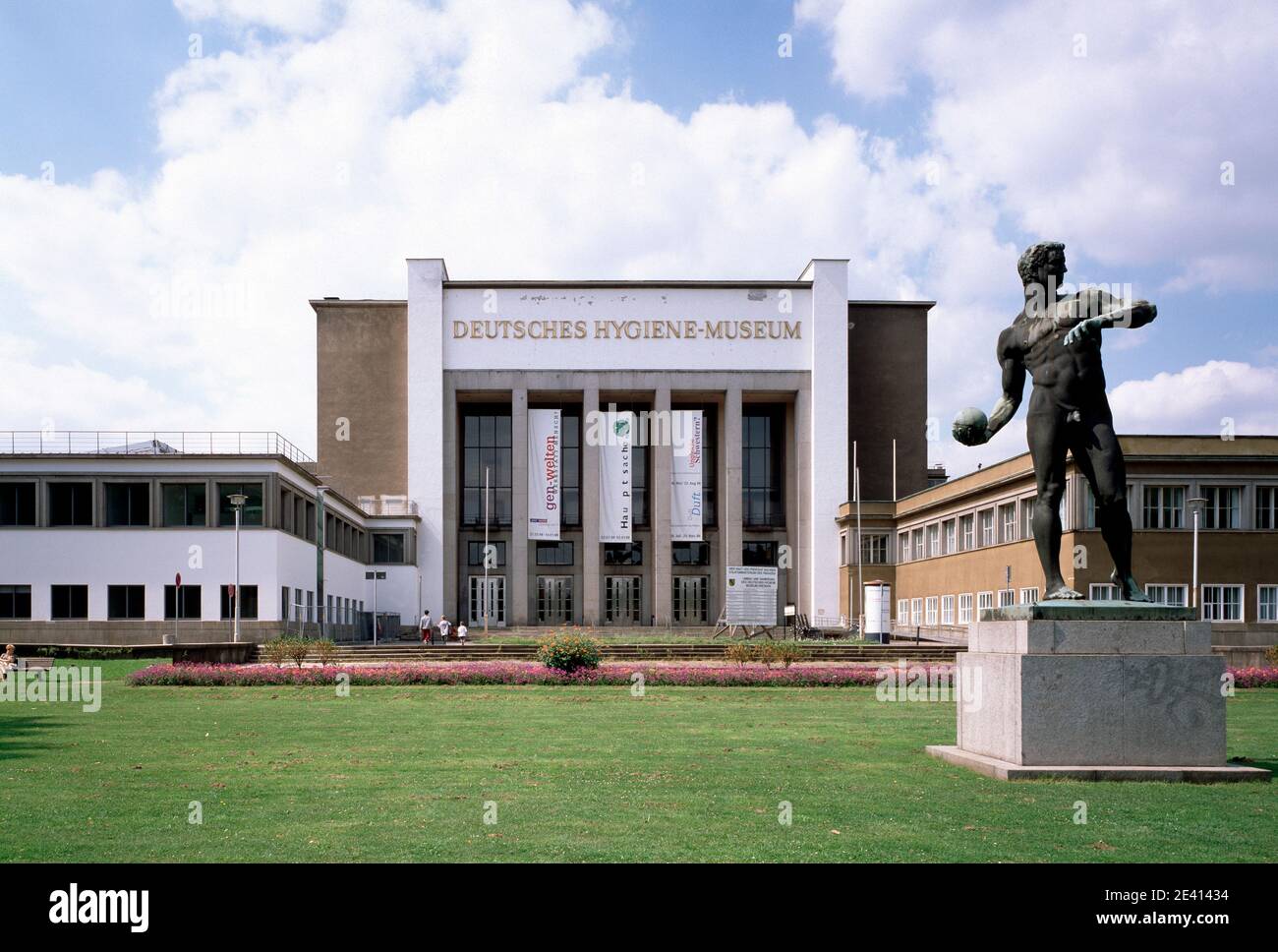 mit Ballwerfer Stock Photo