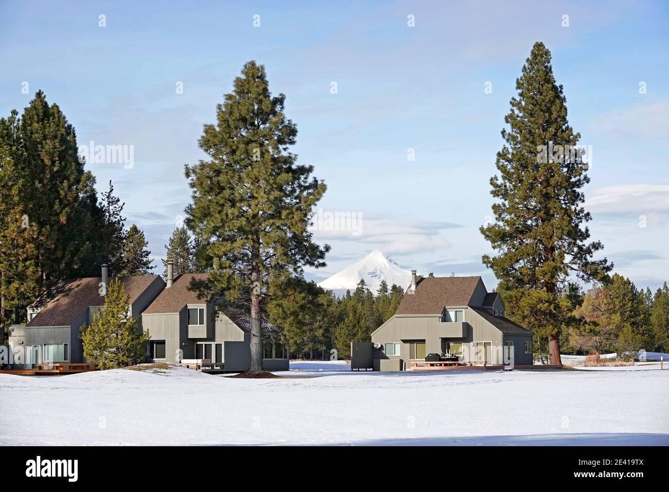 Large rental cabins and Condos at Black Butte Ranch, a private resort in the Cascade Mountains near the small town of Sisters, Oregon. Stock Photo