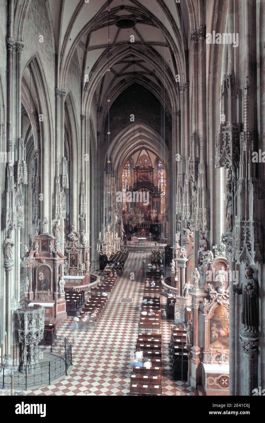 Blick von der Orgelempore nach Osten, Innenansicht Stock Photo