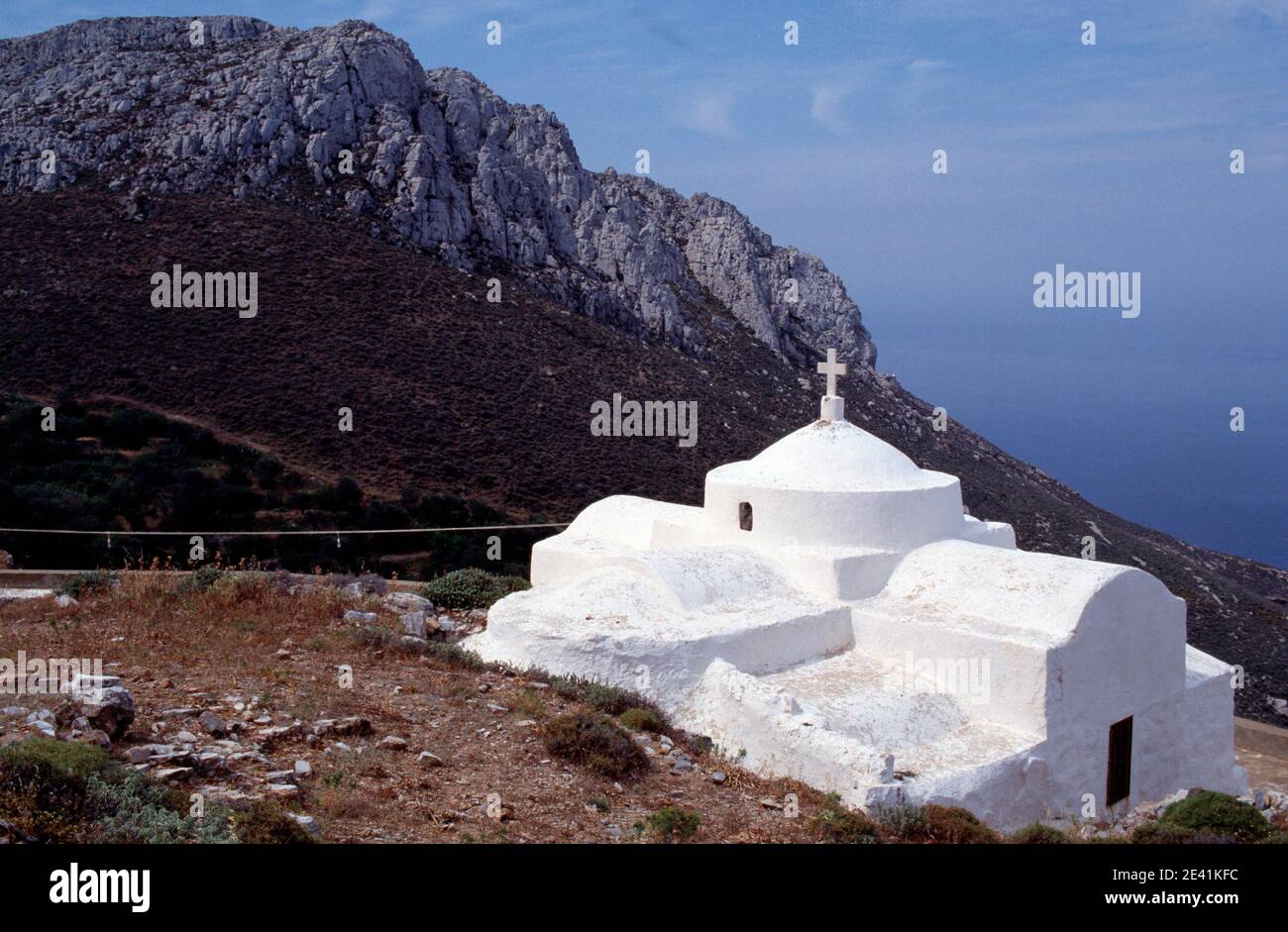 Kirche im Gebirge Stock Photo