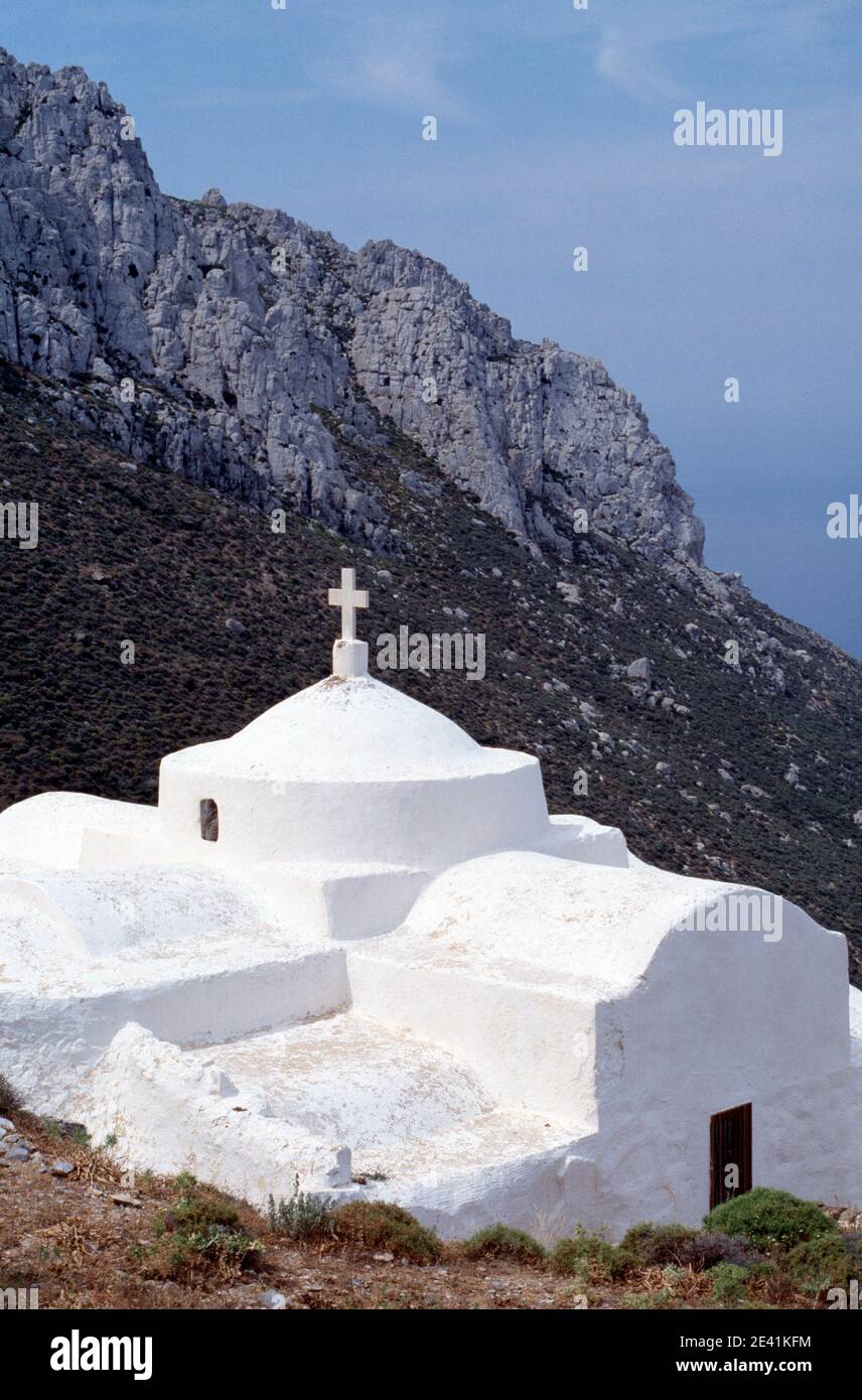 Kirche im Gebirge Stock Photo