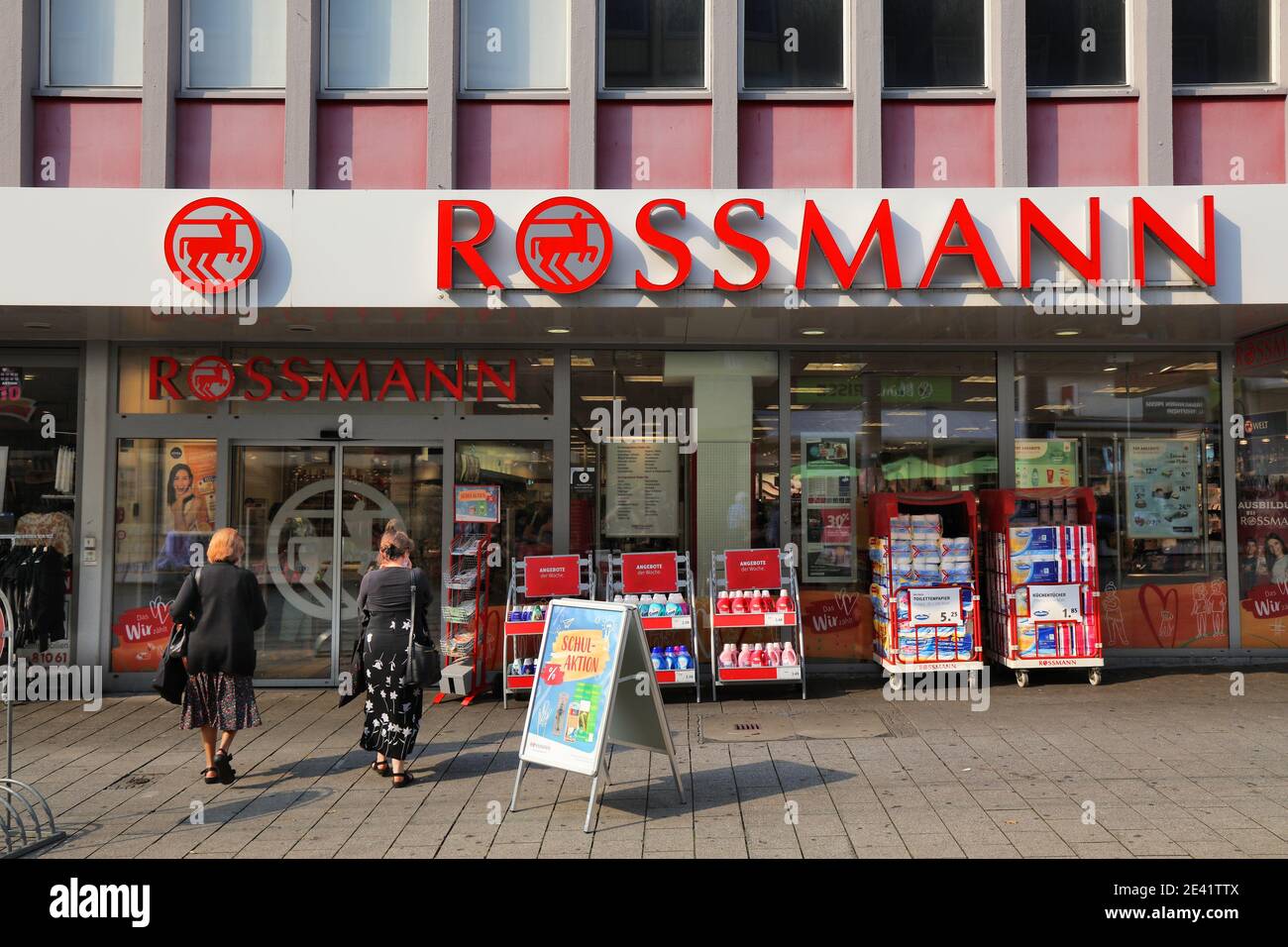 Rossmann stores outside of Germany by country 2022