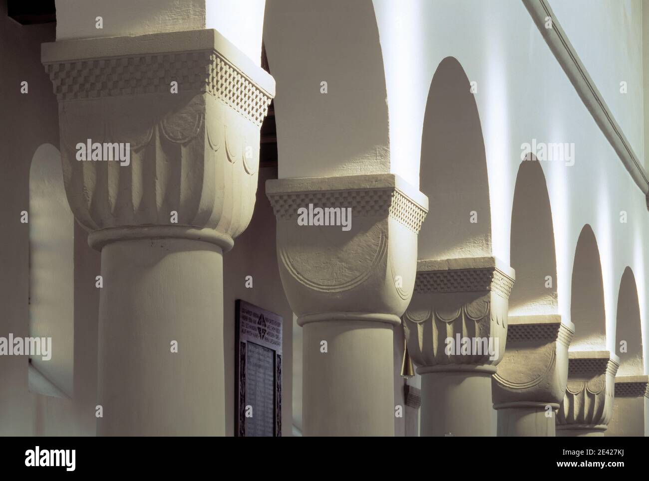 Pfeiler im Mittelschiff Stock Photo Alamy