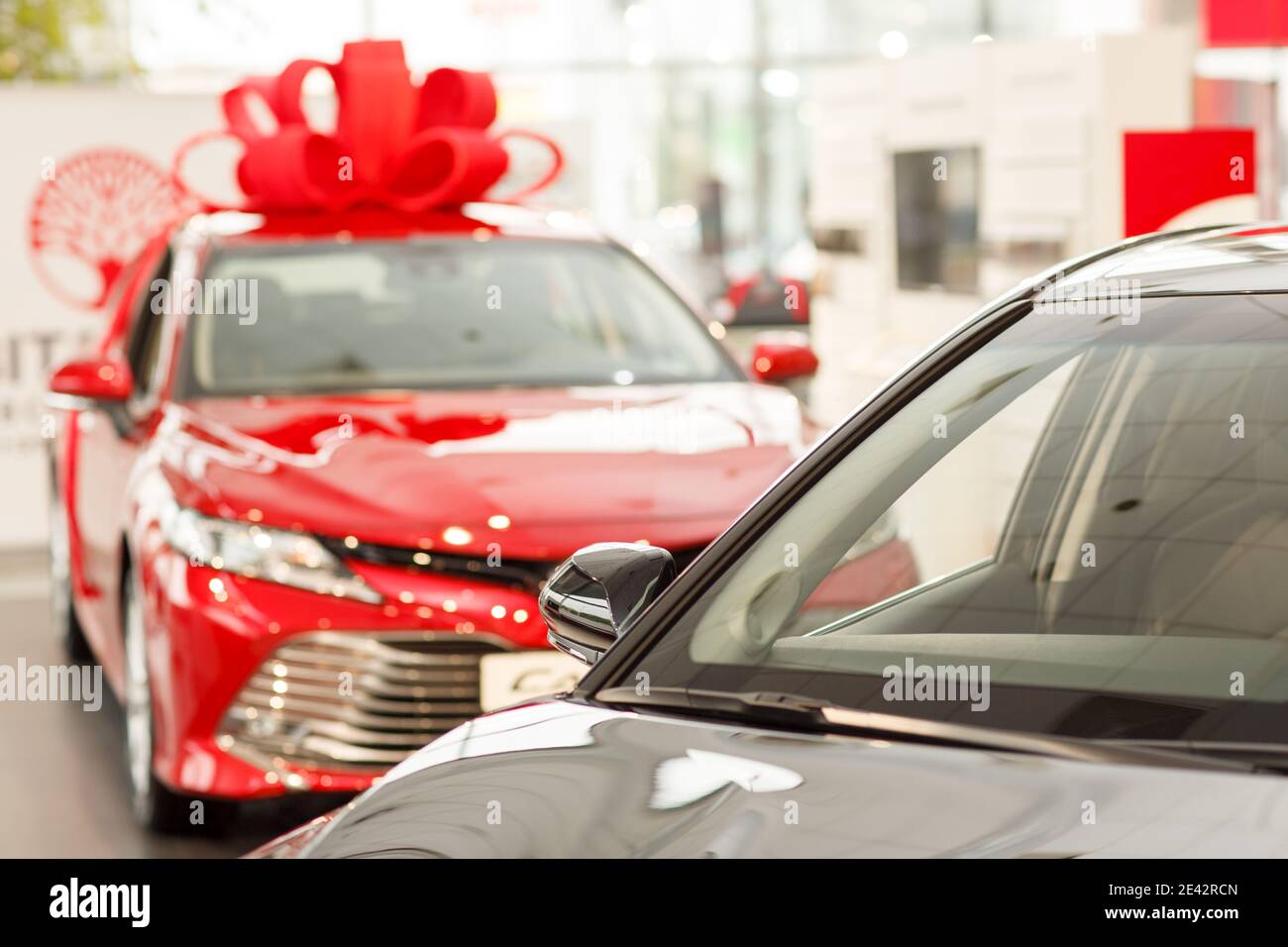 Luxury car showroom bow hires stock photography and images Alamy