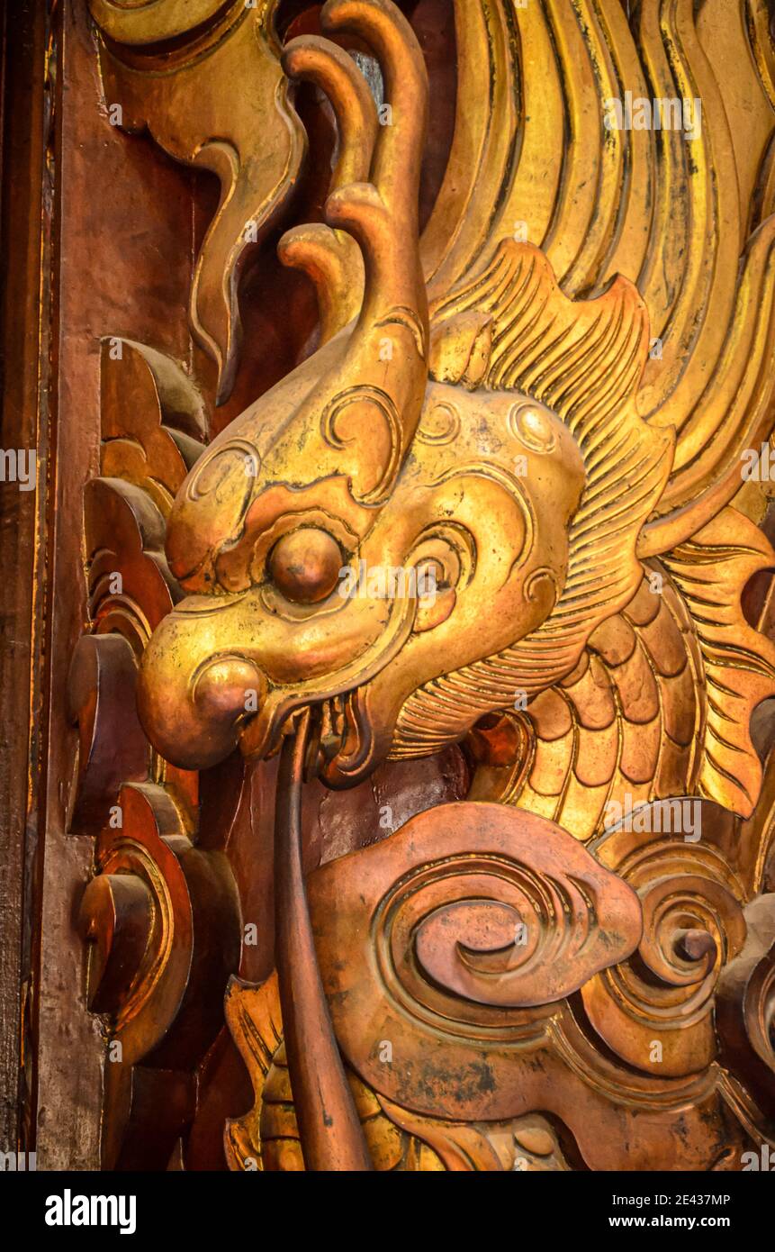 Wood carvings hi-res stock photography and images - Alamy