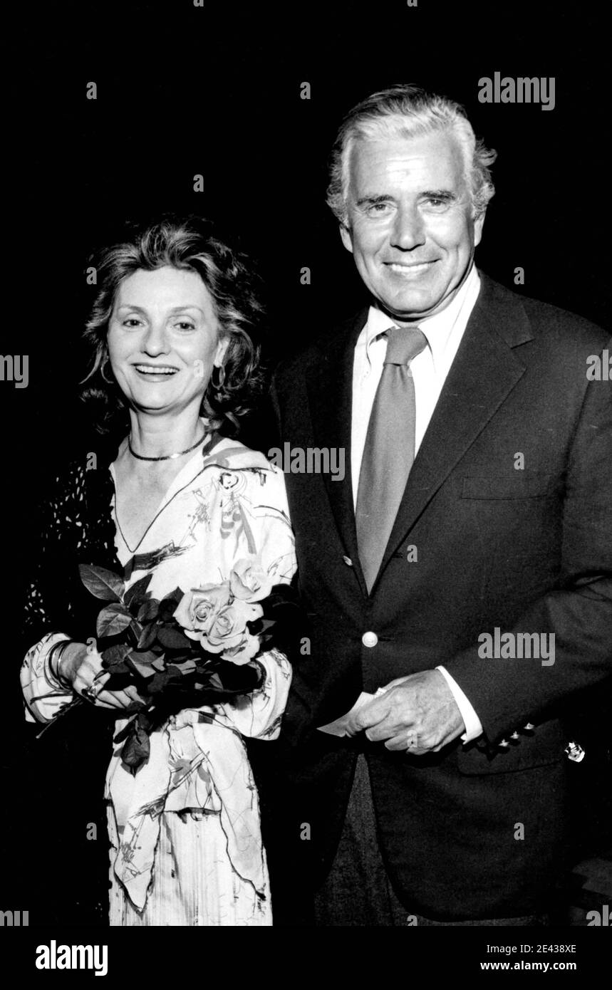John Forsythe And Wife Julie Credit Ralph Dominguez Mediapunch Stock Photo Alamy John Forsythe And Wife Julie Credit Ralph Dominguez Mediapunch Stock Photo Alamy