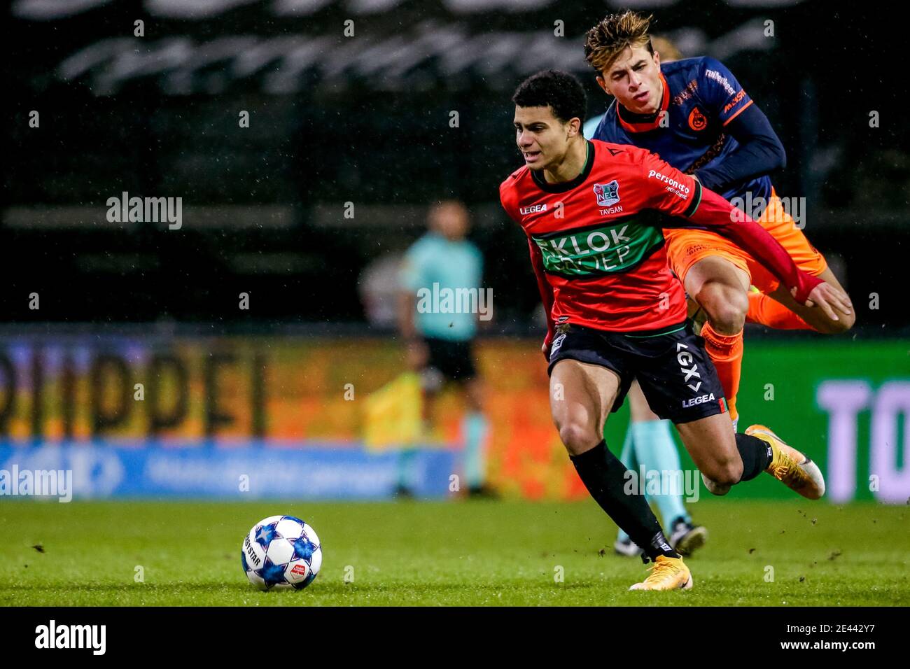 NIJMEGEN, NETHERLANDS - JANUARY 21: (L-R): Elayis Tavsan of NEC, Lazaros Rota of Fortuna Sittard during the Dutch KNVB Cup match between NEC and Fortu Stock Photo