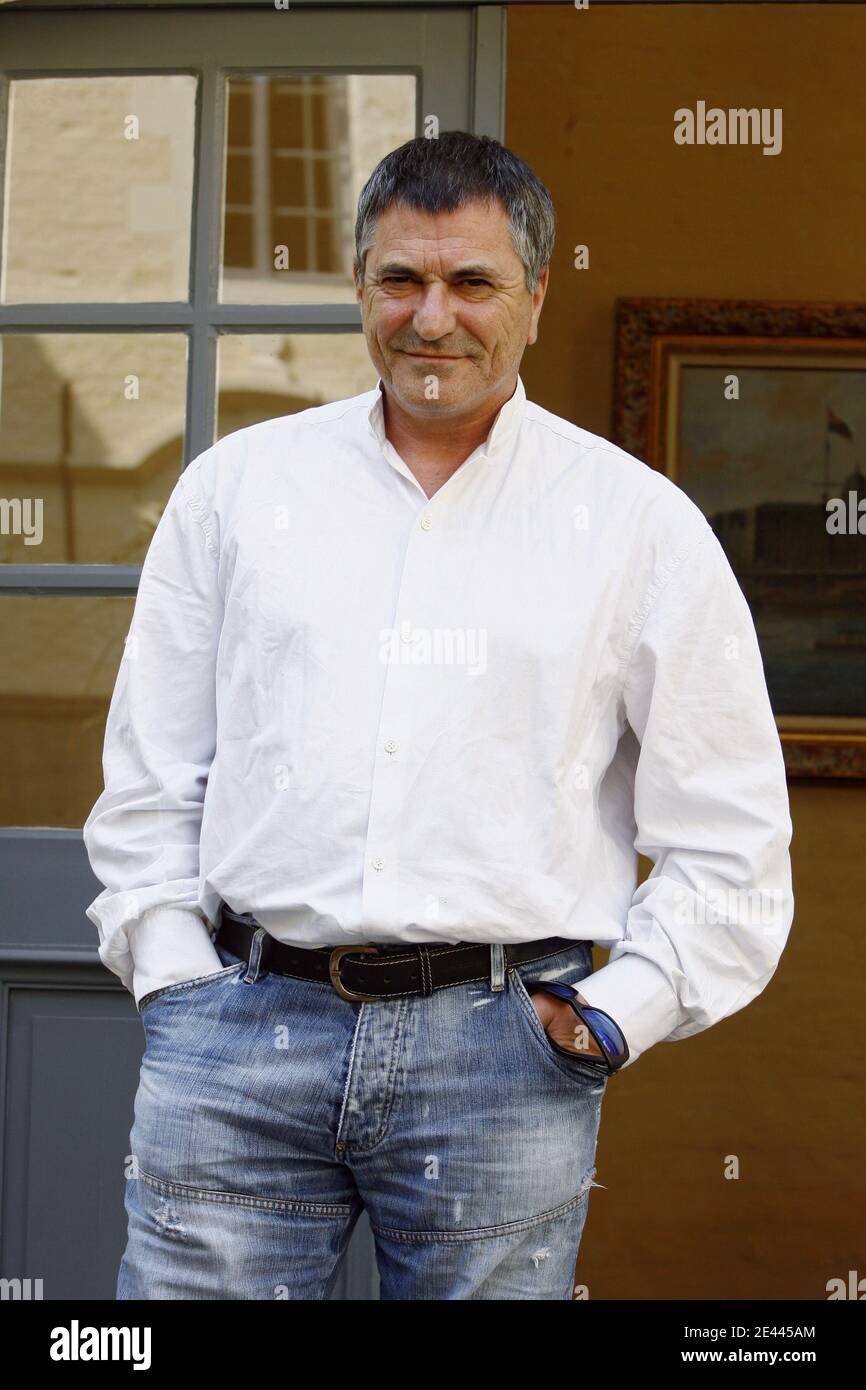 Jean-Marie Bigard attends the premiere of 'Le Missionnaire' in Lille, France on April 21, 2009. Photo by Mikael LIbert/ABACAPRESS.COM Stock Photo