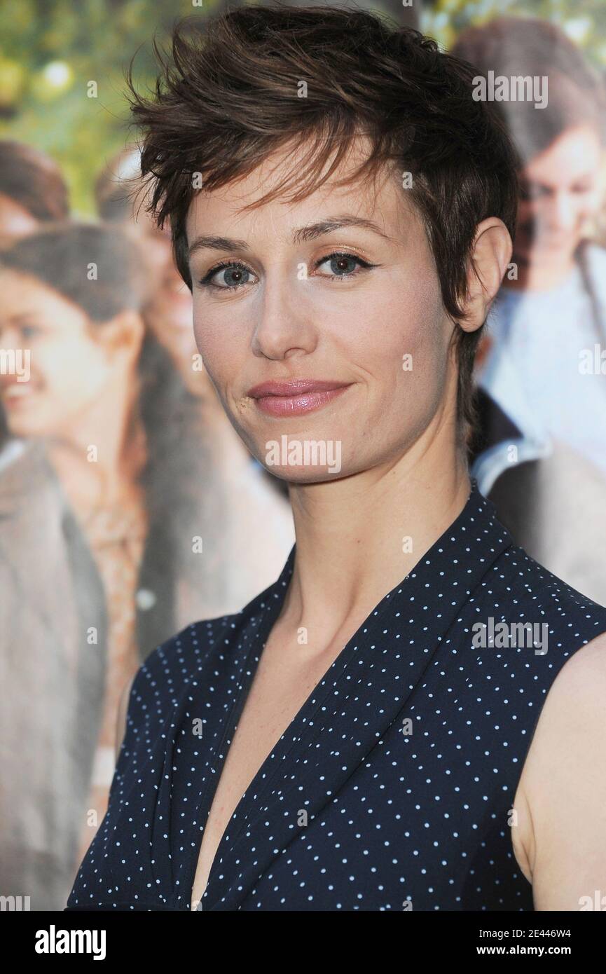 Cast member Cecile de France attends the French premiere of her film 'Soeur  Sourire', in Paris, France on April 23, 2009. Photo by Thierry  Orban/ABACAPRESS.COM Stock Photo - Alamy