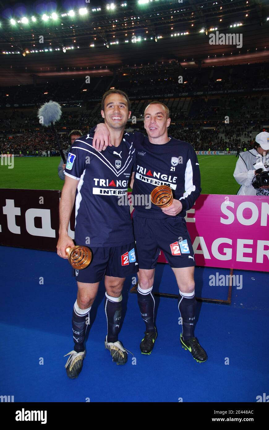 Bordeaux's Mathieu Chalme and Marc Planus during the French League Cup  final, Bordeaux vs Vannes in Saint-Denis, north of Paris, France, on April  25, 2009. Bordeaux won 4-0. Photo by Thierry Plessis/ABACAPRESS.COM