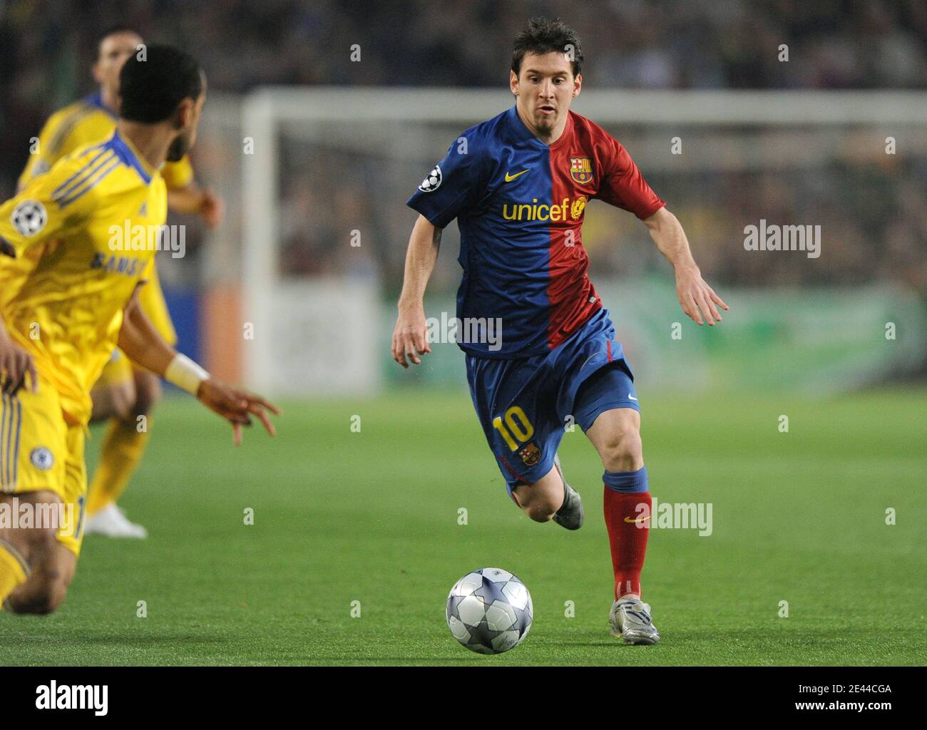 Fc Barcelona S Lionel Messi During The Uefa Champions League Semi Final First Leg Barcelona Vs Chelsea At The Nou Camp Stadium In Barcelona Spain On April 28 09 The Match Ended In