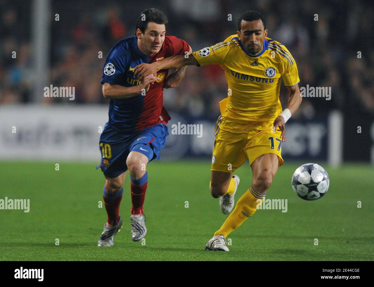 Fc Barcelona S Lionel Messi And Chelsea S Jose Bosingwa During The Uefa Champions League Semi Final First Leg Barcelona Vs Chelsea At The Nou Camp Stadium In Barcelona Spain On April 28 09 Fc Barcelona S Lionel Messi And Chelsea S Jose Bosingwa During The Uefa Champions League Semi Final First Leg Barcelona Vs Chelsea At The Nou Camp Stadium In Barcelona Spain On April 28 09