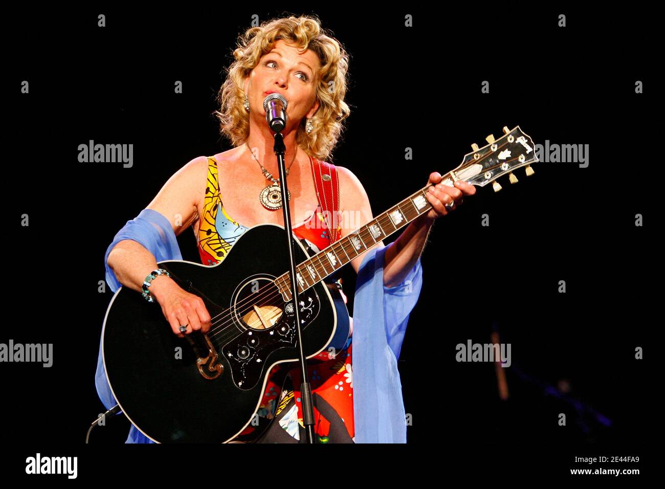 American born singer Jeane Manson performs live in Sebastopol theatre in  Lille, North of France, on May 1, 2009. Photo by Mikael  LIbert/ABACAPRESS.COM Stock Photo - Alamy